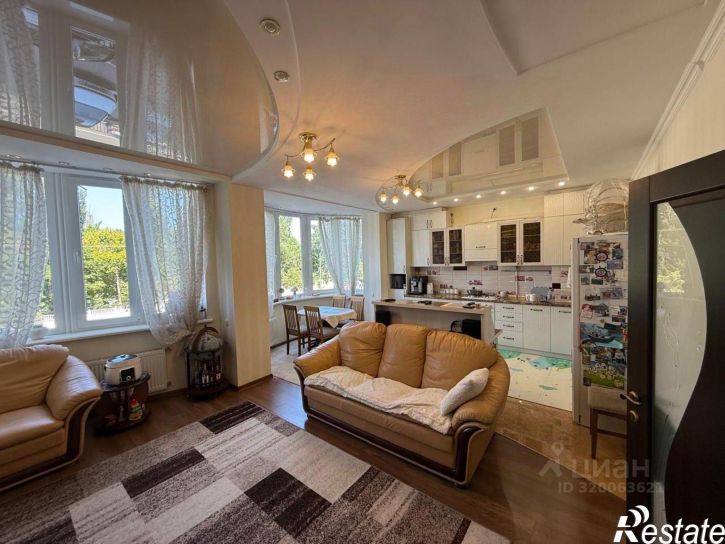 3-комн квартира улица Тренёва, 21,  д. 21