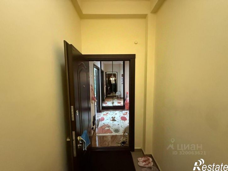 3-комн квартира улица Тренёва, 21,  д. 21