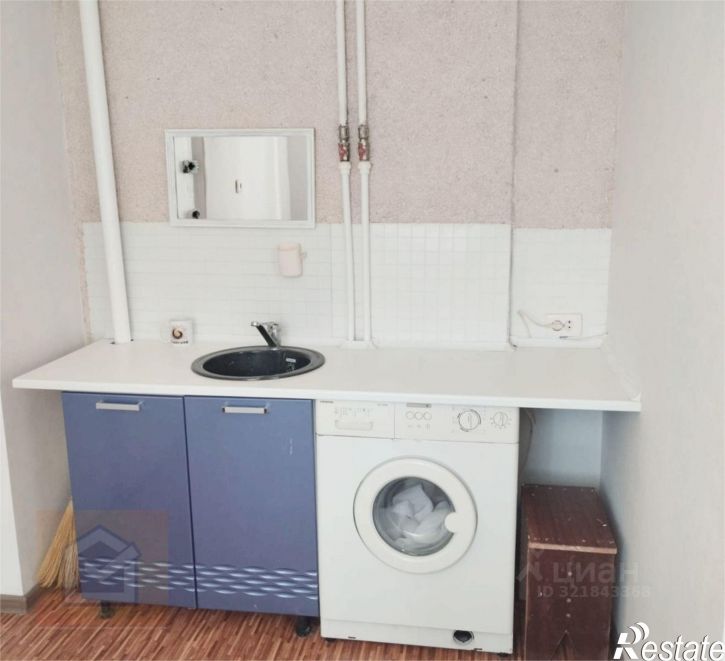 Комната улица Лизы Чайкиной, 13,  д. 13