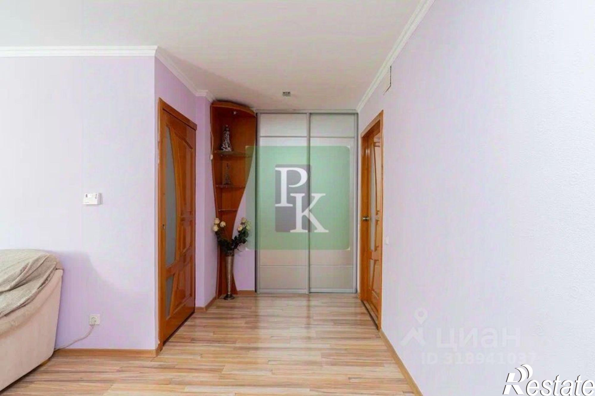 Купить квартиру за 9 900 000 рублей на улица Крупской, 4