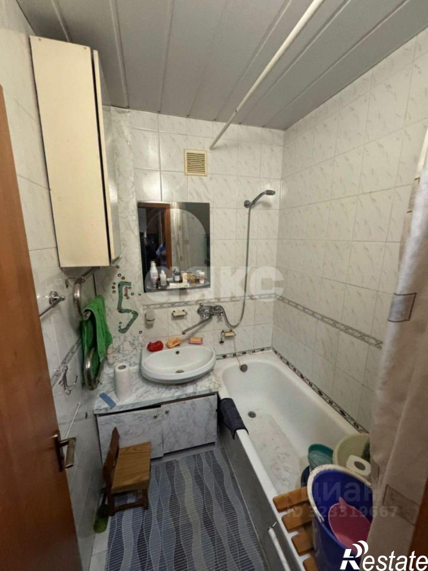 Купить квартиру за 8 300 000 рублей на улица Ладыгина, 21