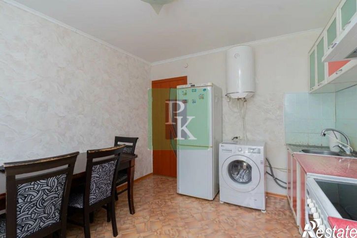 2-комн квартира Севастопольская улица, 92,  д. 92