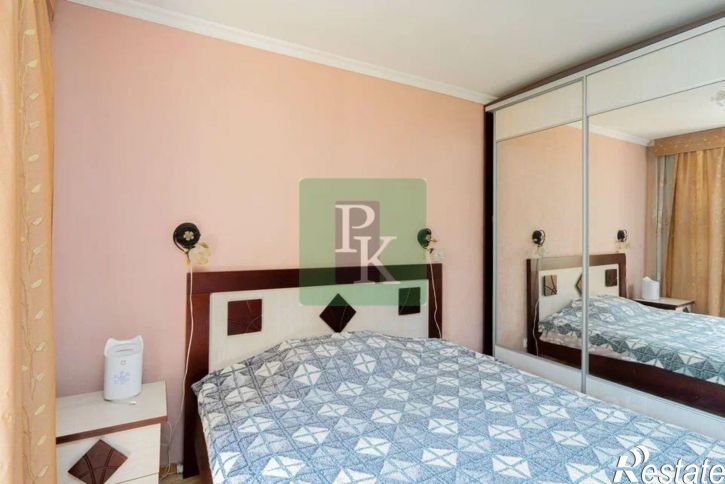 3-комн квартира улица Крупской, 4,  д. 4