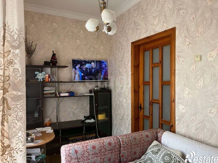 4-комн квартира улица Сергеева-Ценского, 27,  д. 27