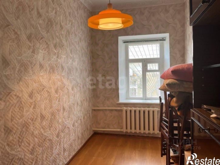 4-комн квартира улица Сергеева-Ценского, 27,  д. 27