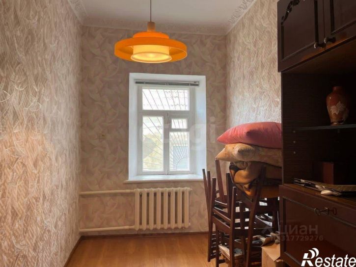 4-комн квартира улица Сергеева-Ценского, 27,  д. 27