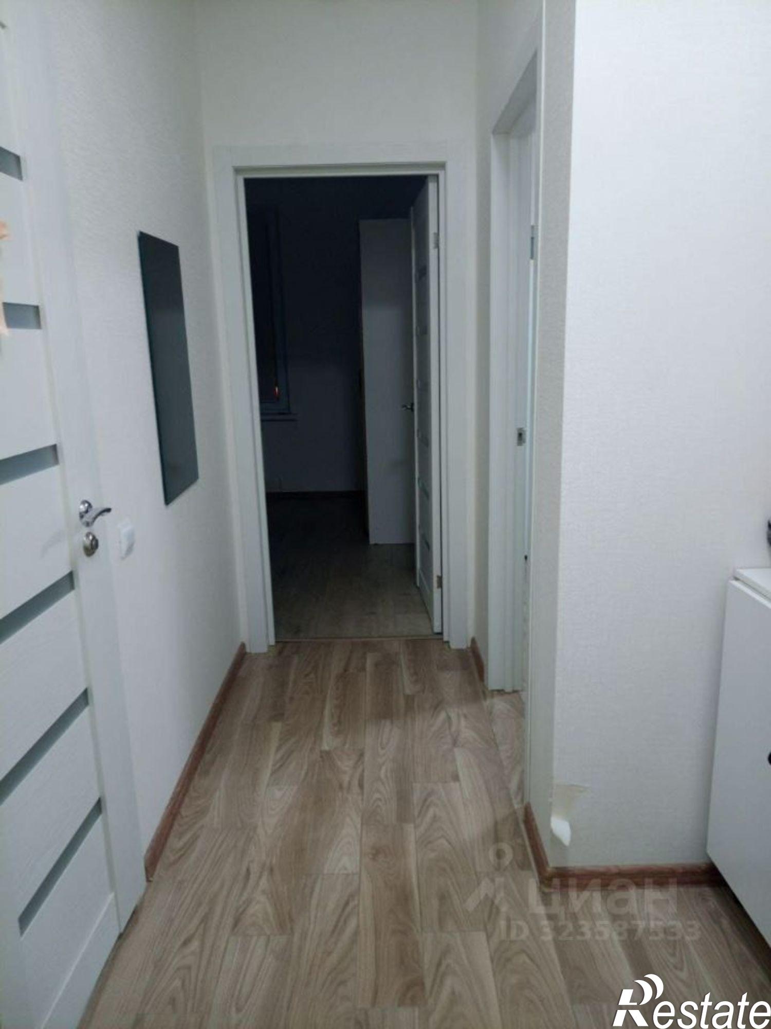 Сдать квартиру за 30 000 рублей на проспект Александра Суворова, 101