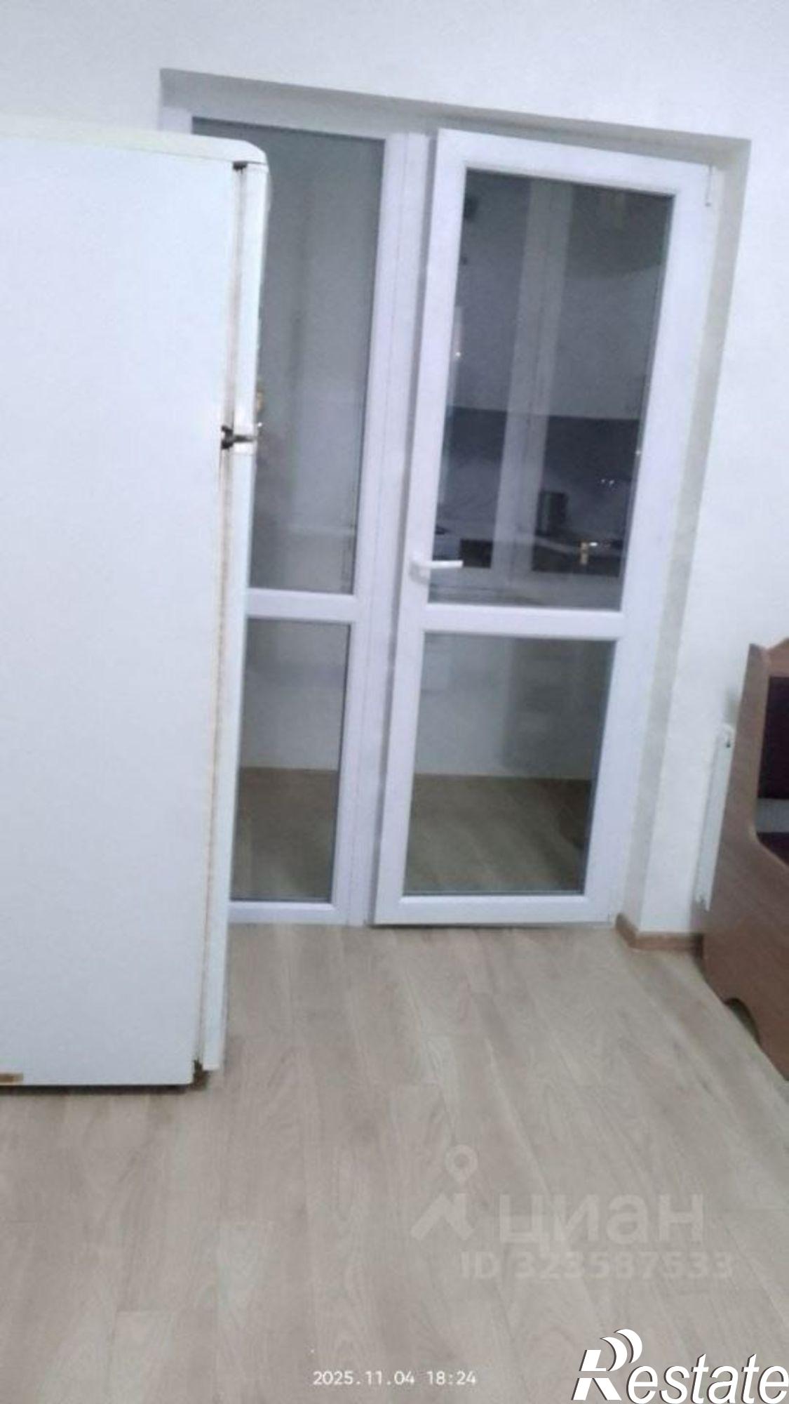 Сдать квартиру за 30 000 рублей на проспект Александра Суворова, 101