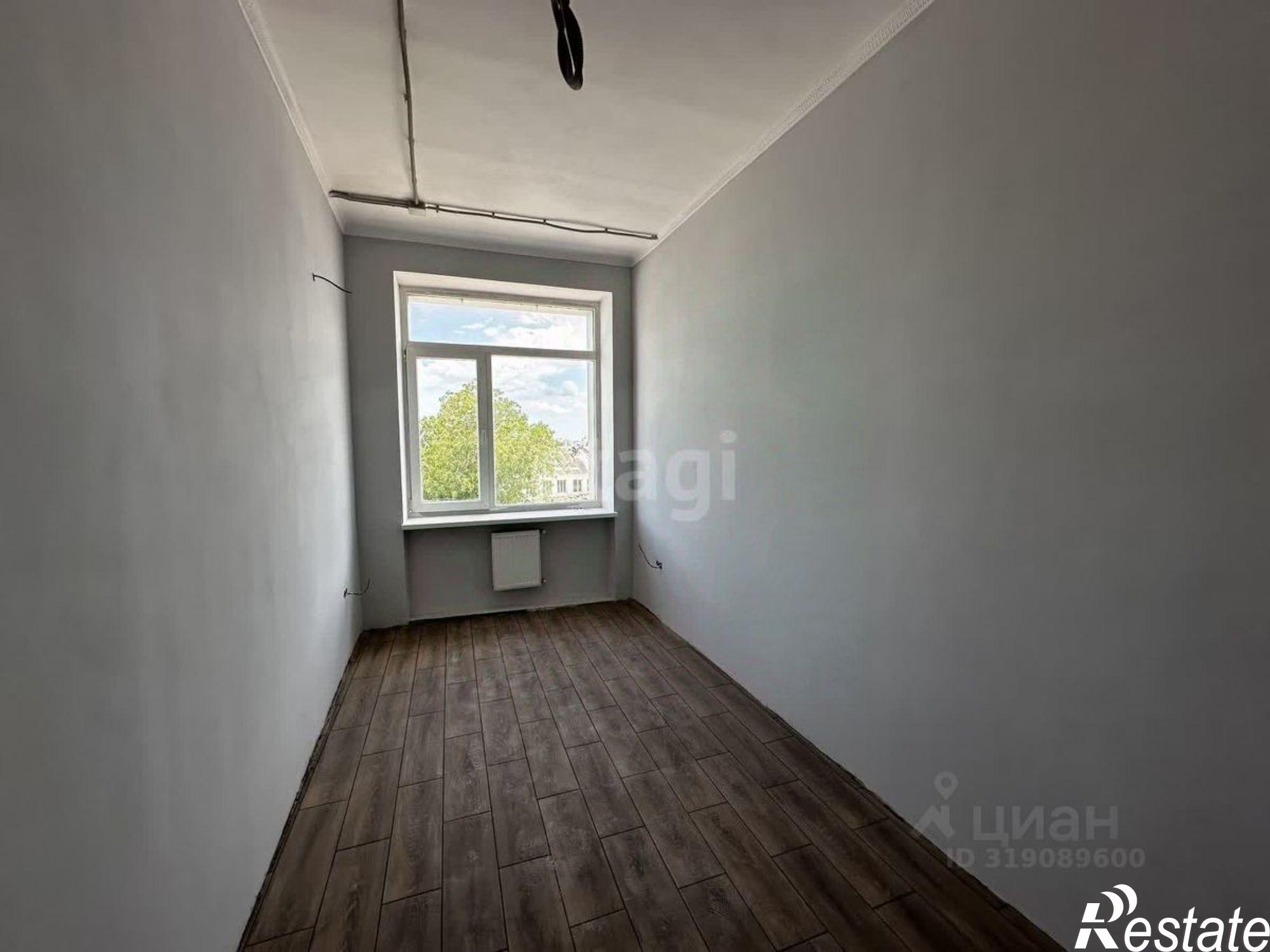 Сдать офис, помещение под офис за 10 000 рублей на улица Крылова, 128/28