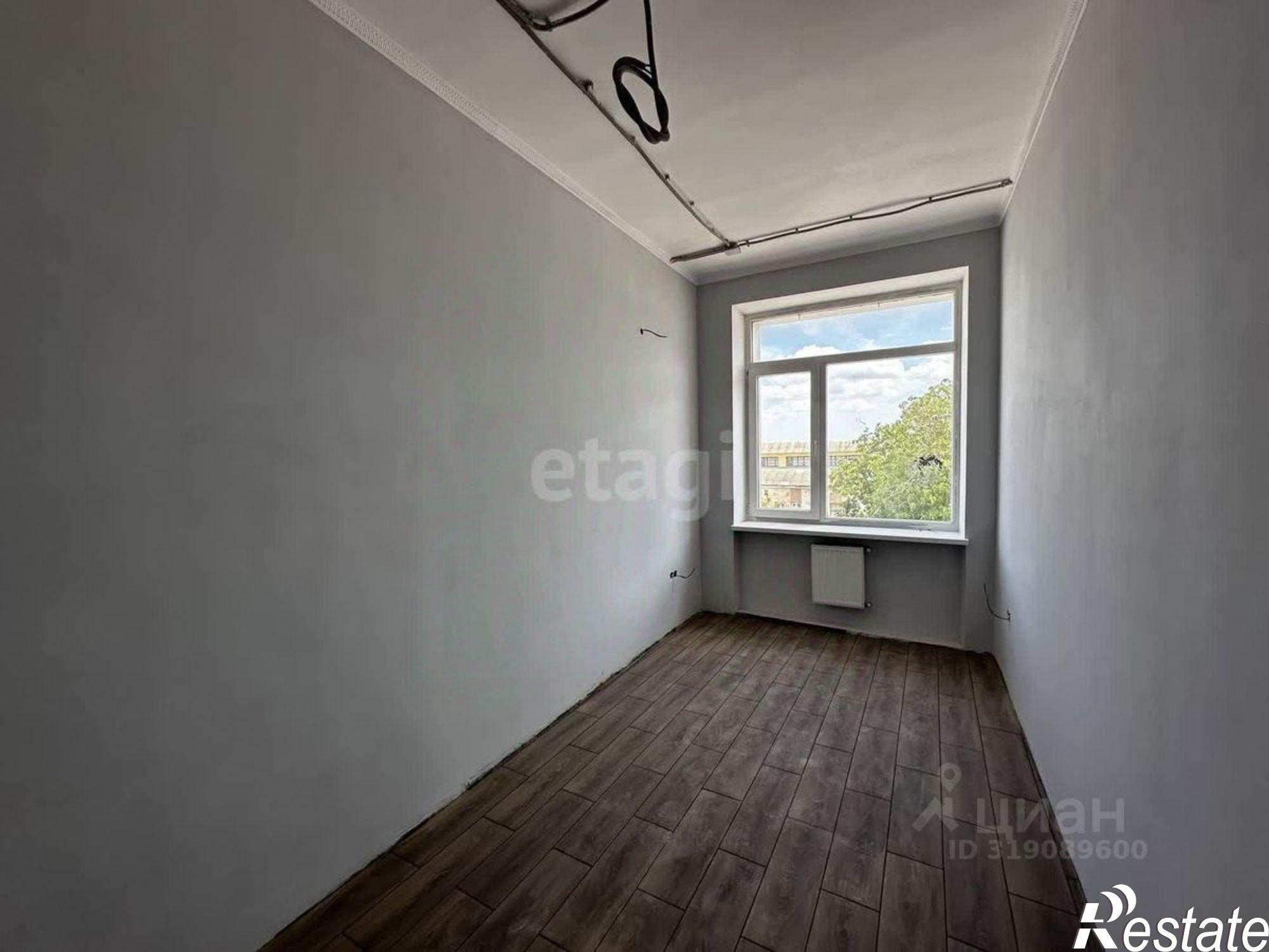 Сдать офис, помещение под офис за 10 000 рублей на улица Крылова, 128/28