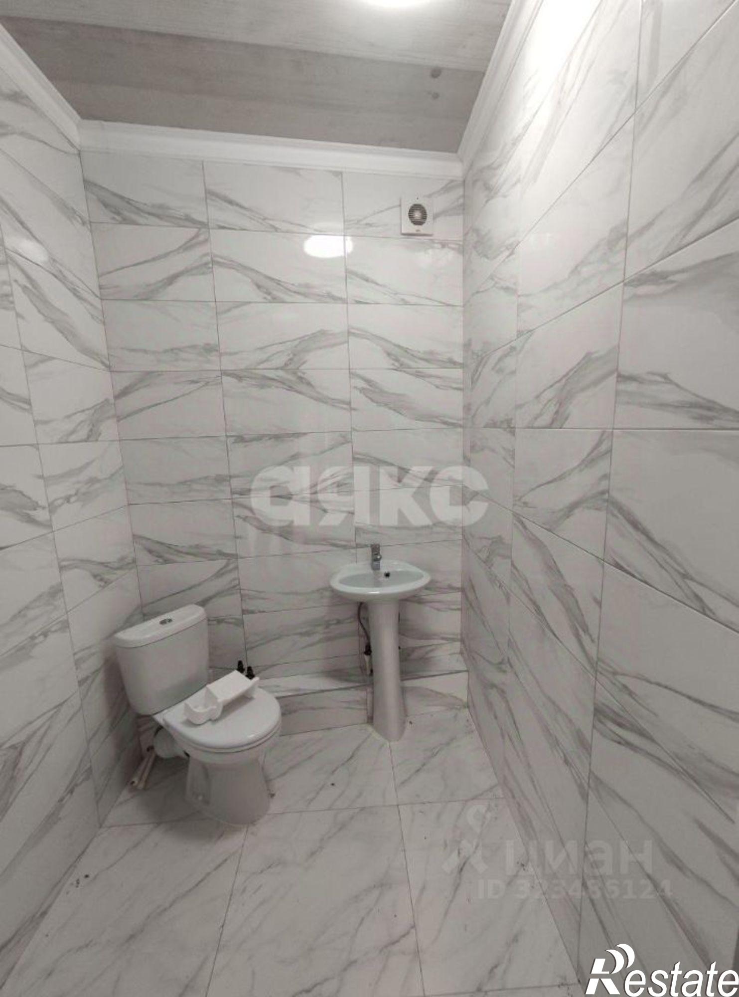 Сдать торговое помещение за 120 003 рублей на ул Москалева, 3