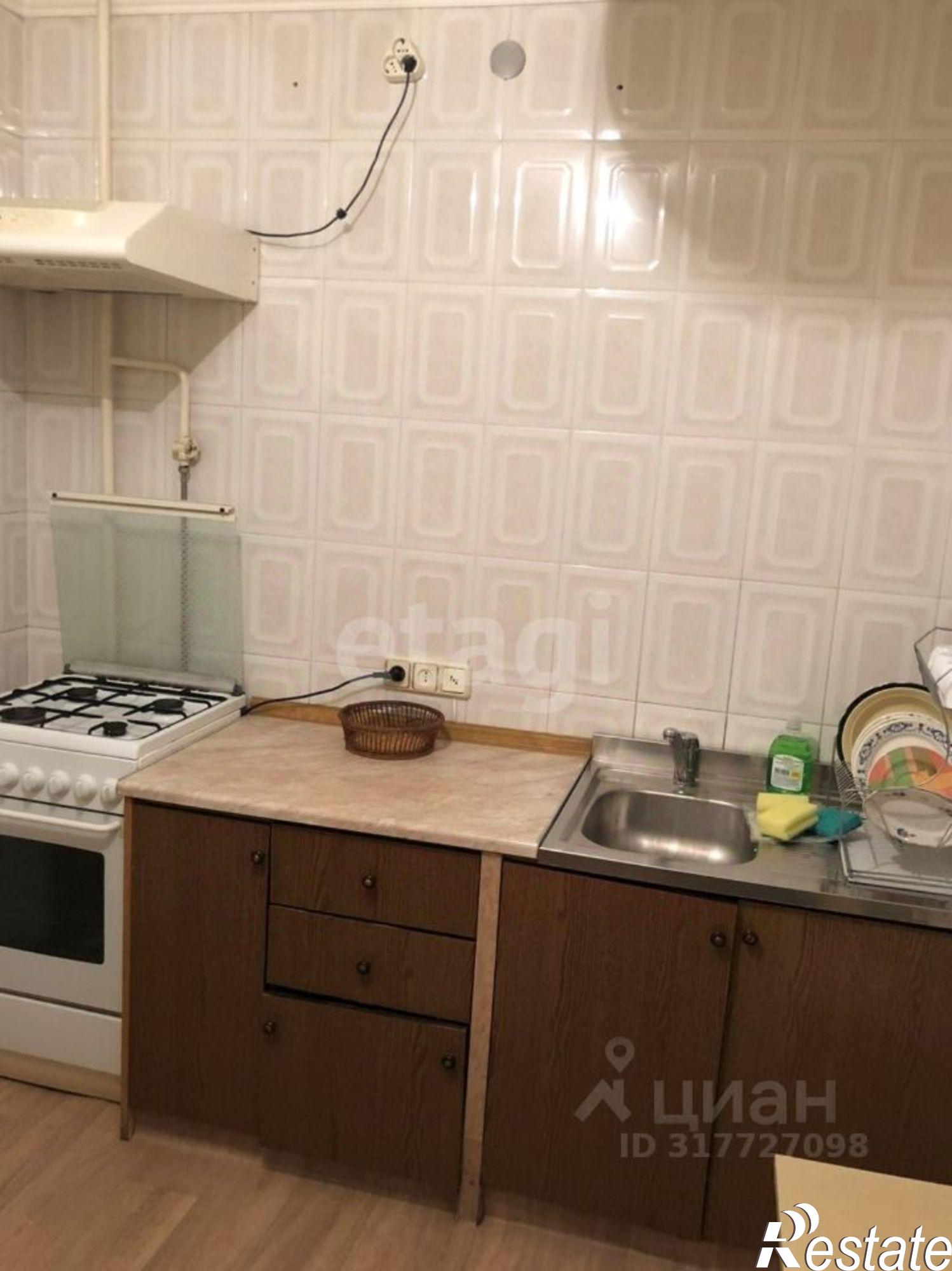 Купить квартиру за 10 000 000 рублей на улица Декабристов, 17