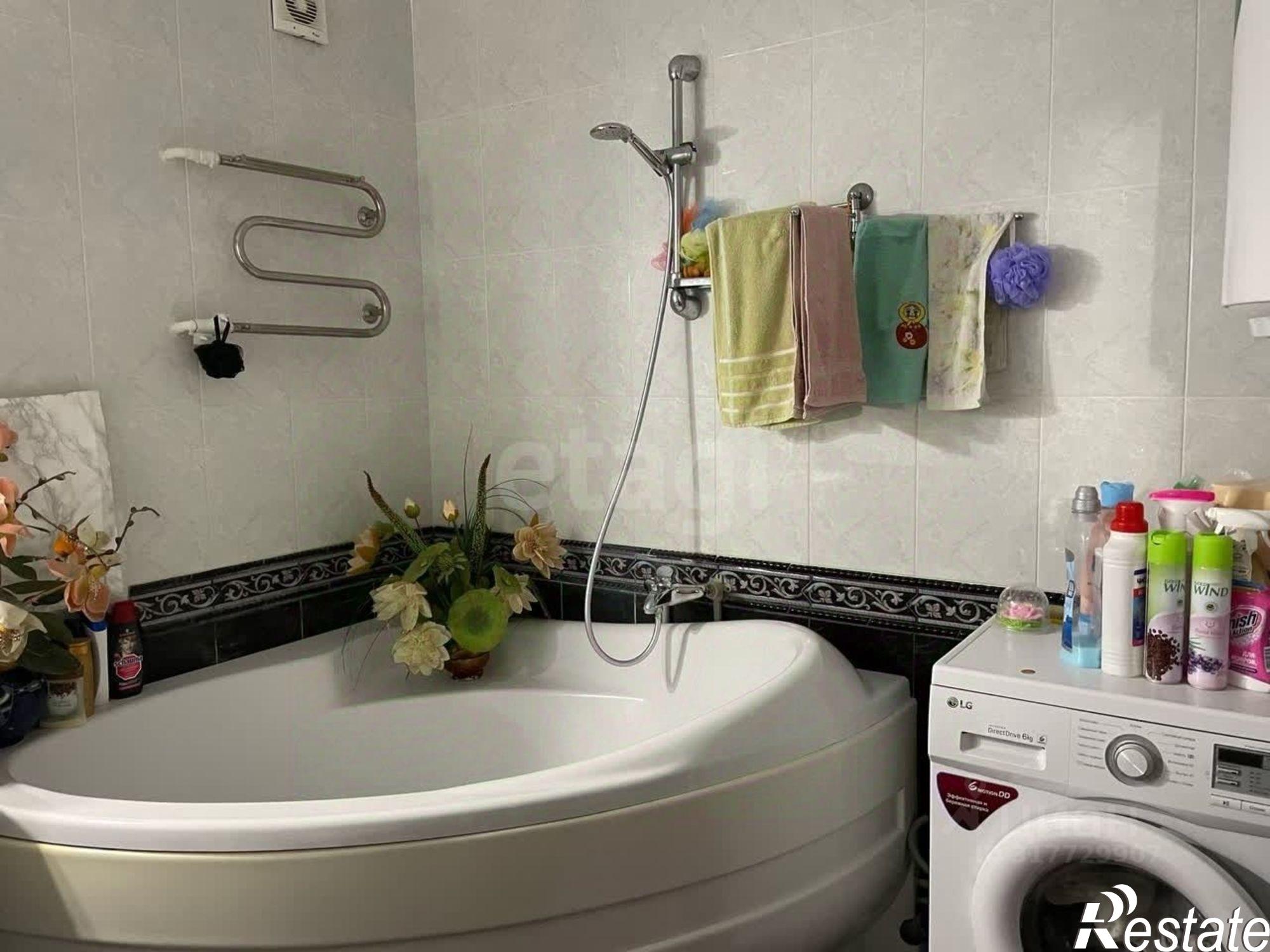 Купить квартиру за 11 000 000 рублей на улица Мате Залки, 15