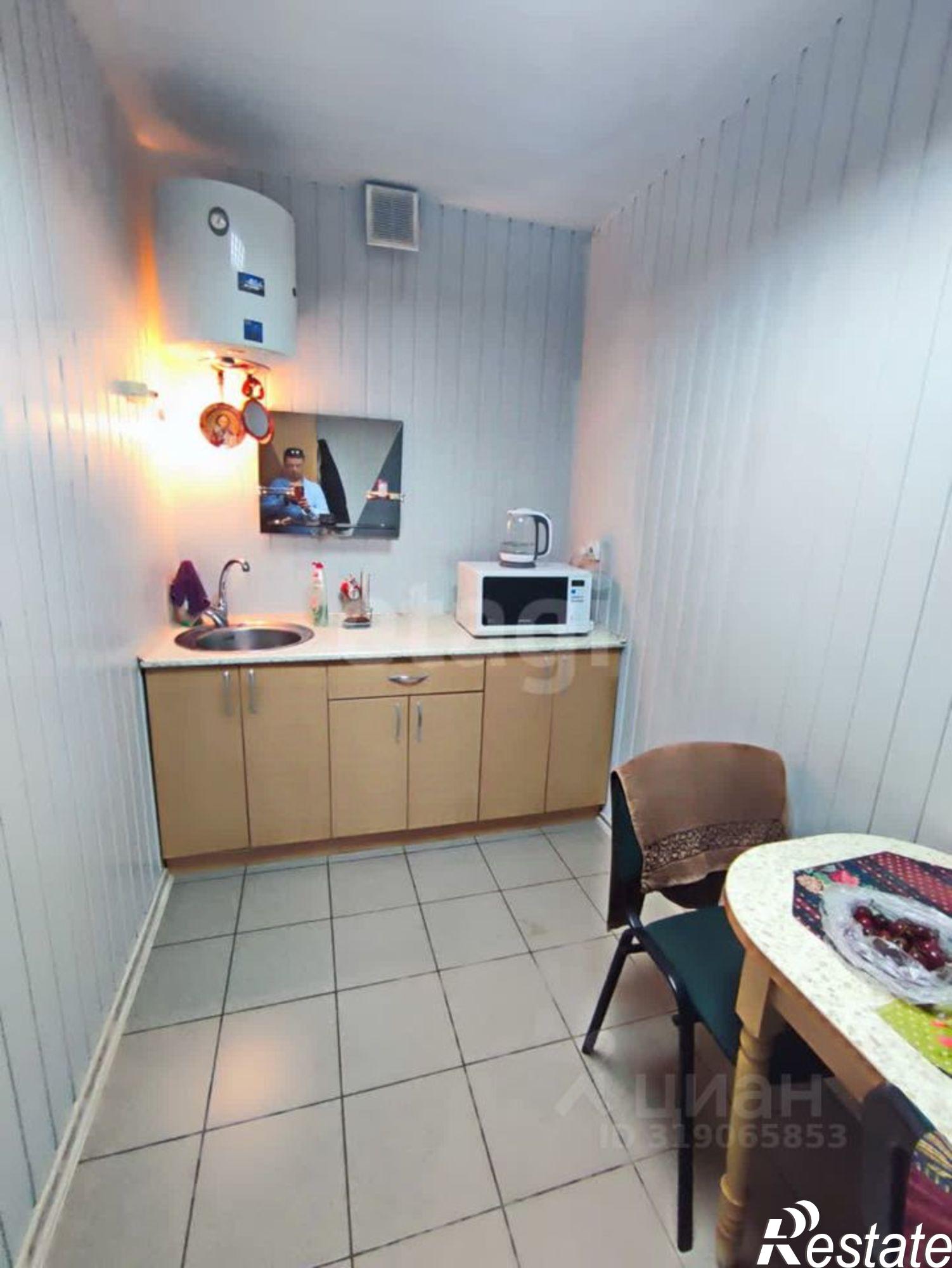 Купить помещение свободного назначения за 23 000 100 рублей на Севастопольская улица, 82А