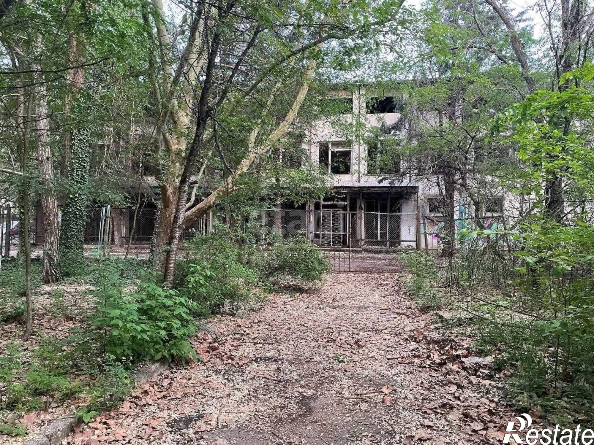 Купить складское помещение за 109 188 000 рублей на 19-я Улица коллективных садов, 253