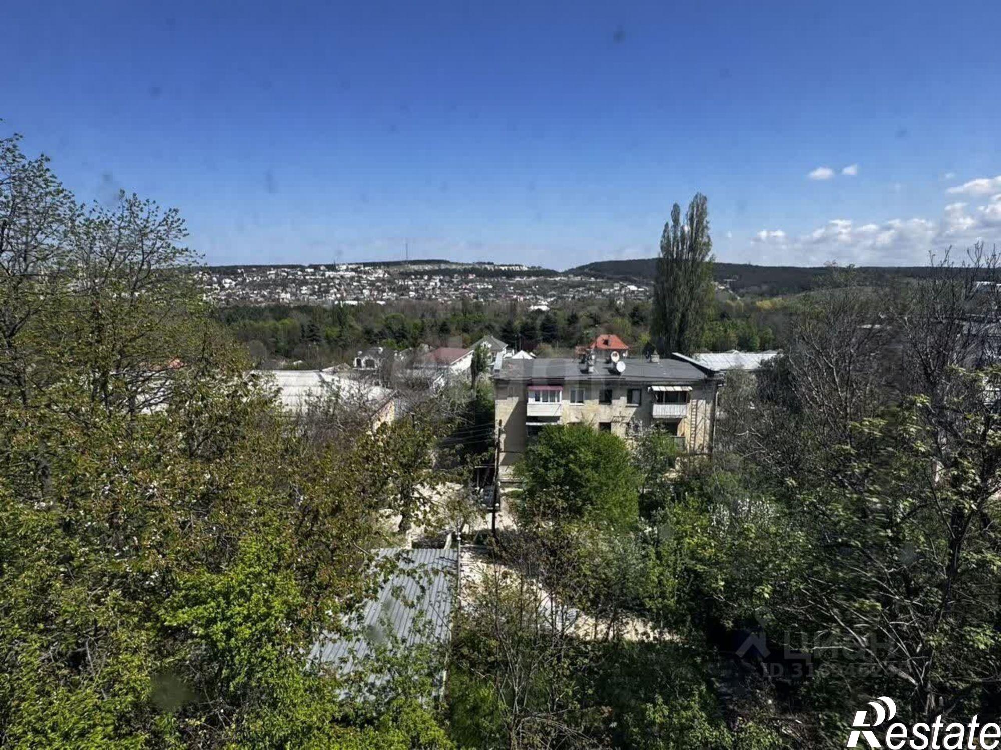 Купить квартиру за 5 000 000 рублей на Первомайская улица, 17