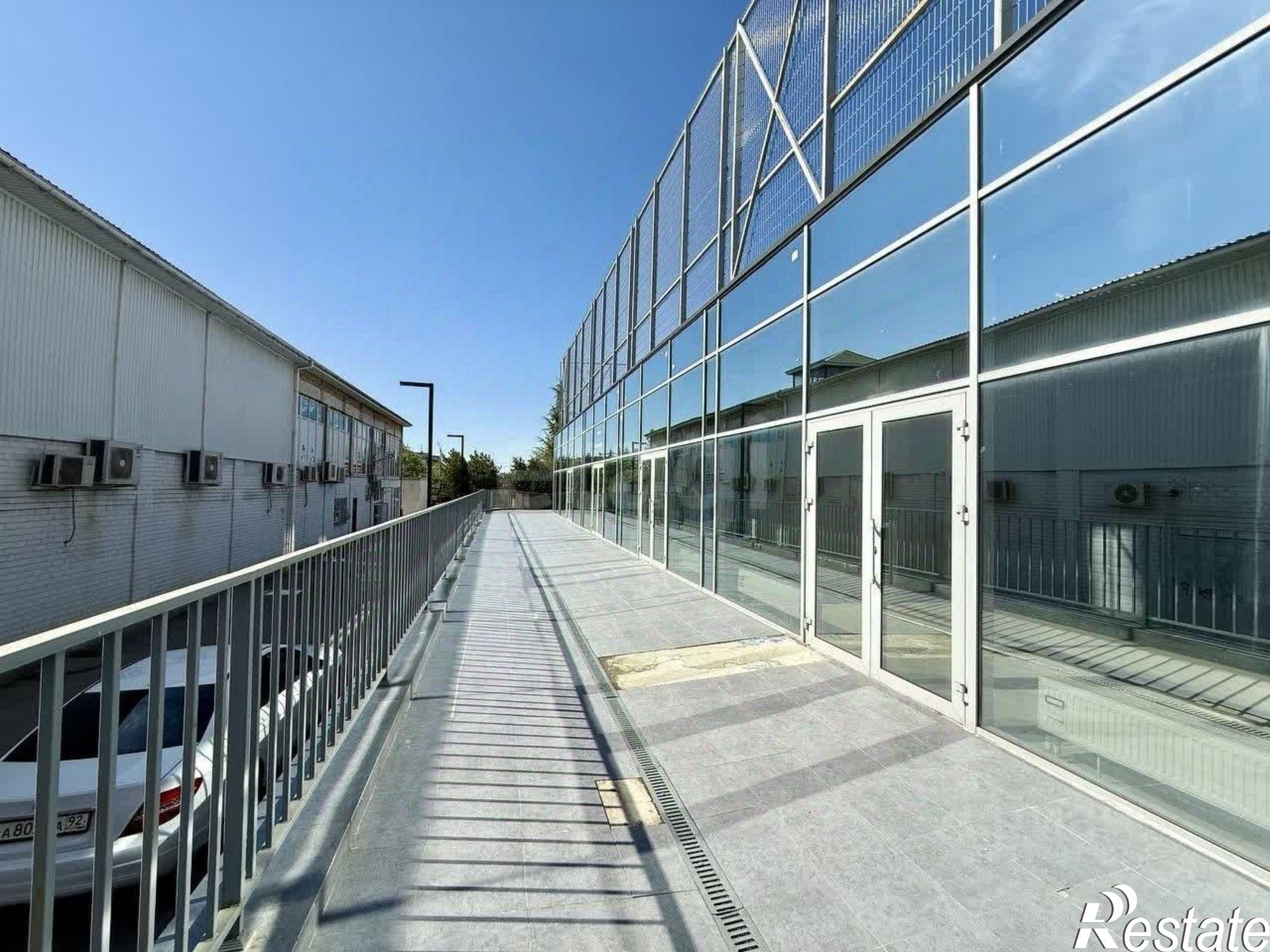 Купить офис, помещение под офис за 15 920 400 рублей на ул Беспалова, 49