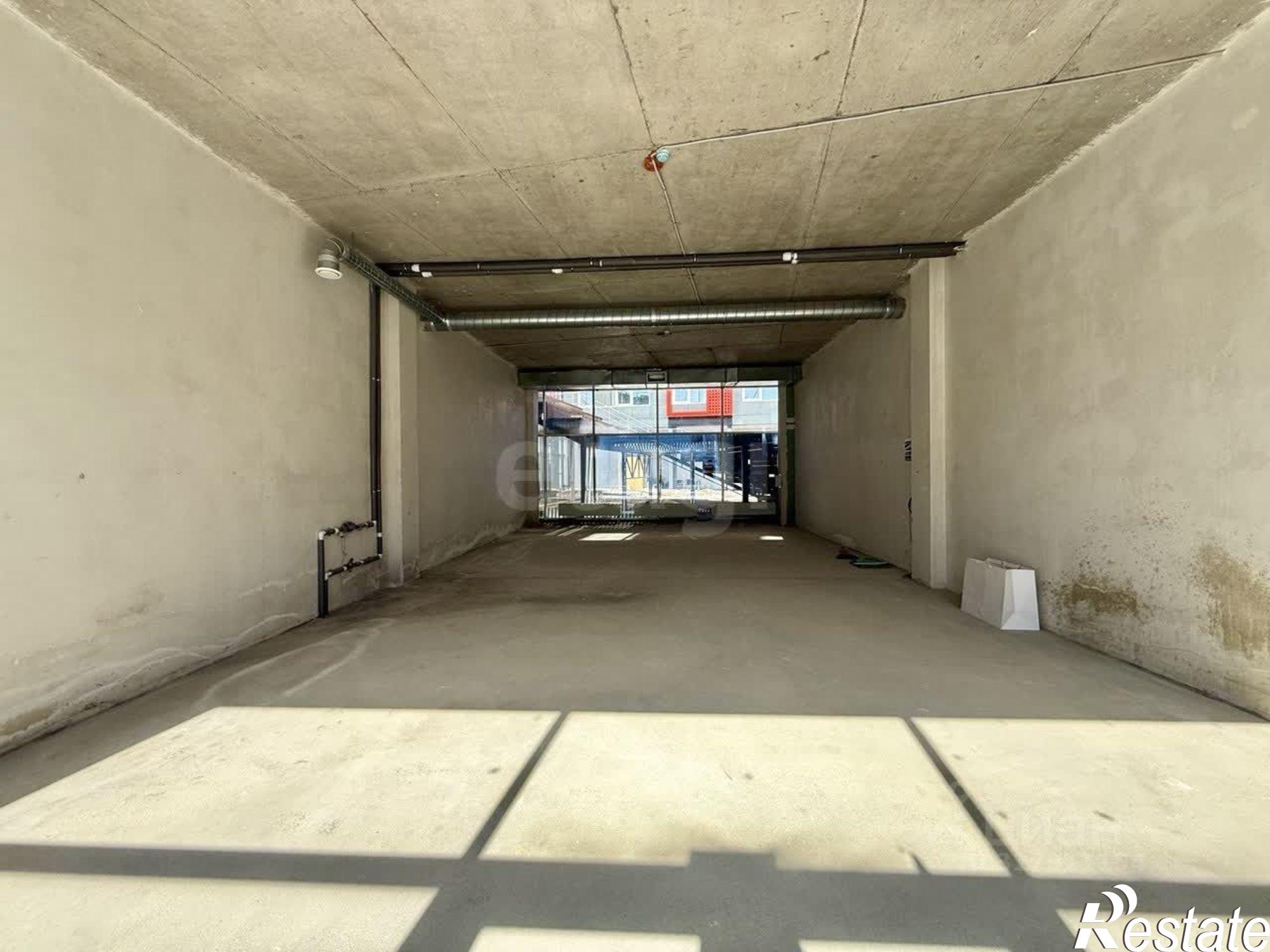 Купить офис, помещение под офис за 15 920 400 рублей на ул Беспалова, 49