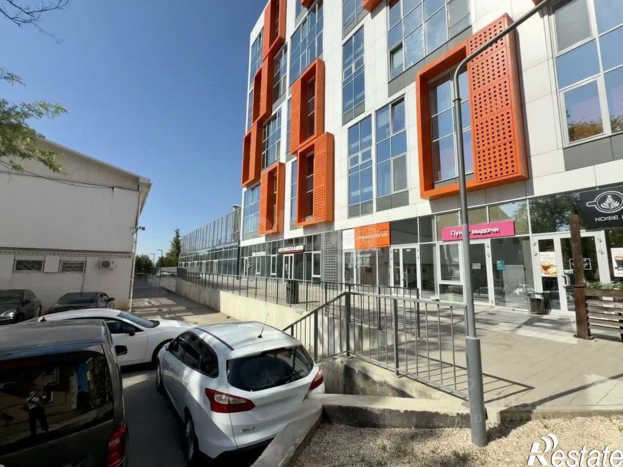 Купить офис, помещение под офис за 15 920 400 рублей на ул Беспалова, 49