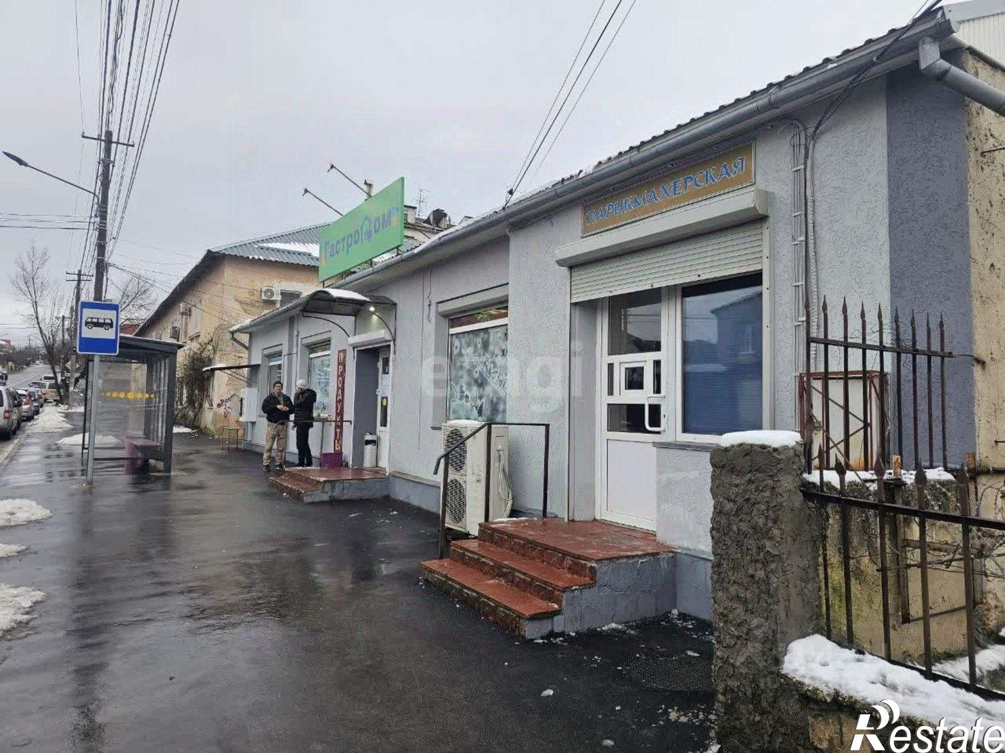 Купить торговое помещение за 36 000 000 рублей на ул 51-й Армии, 58а