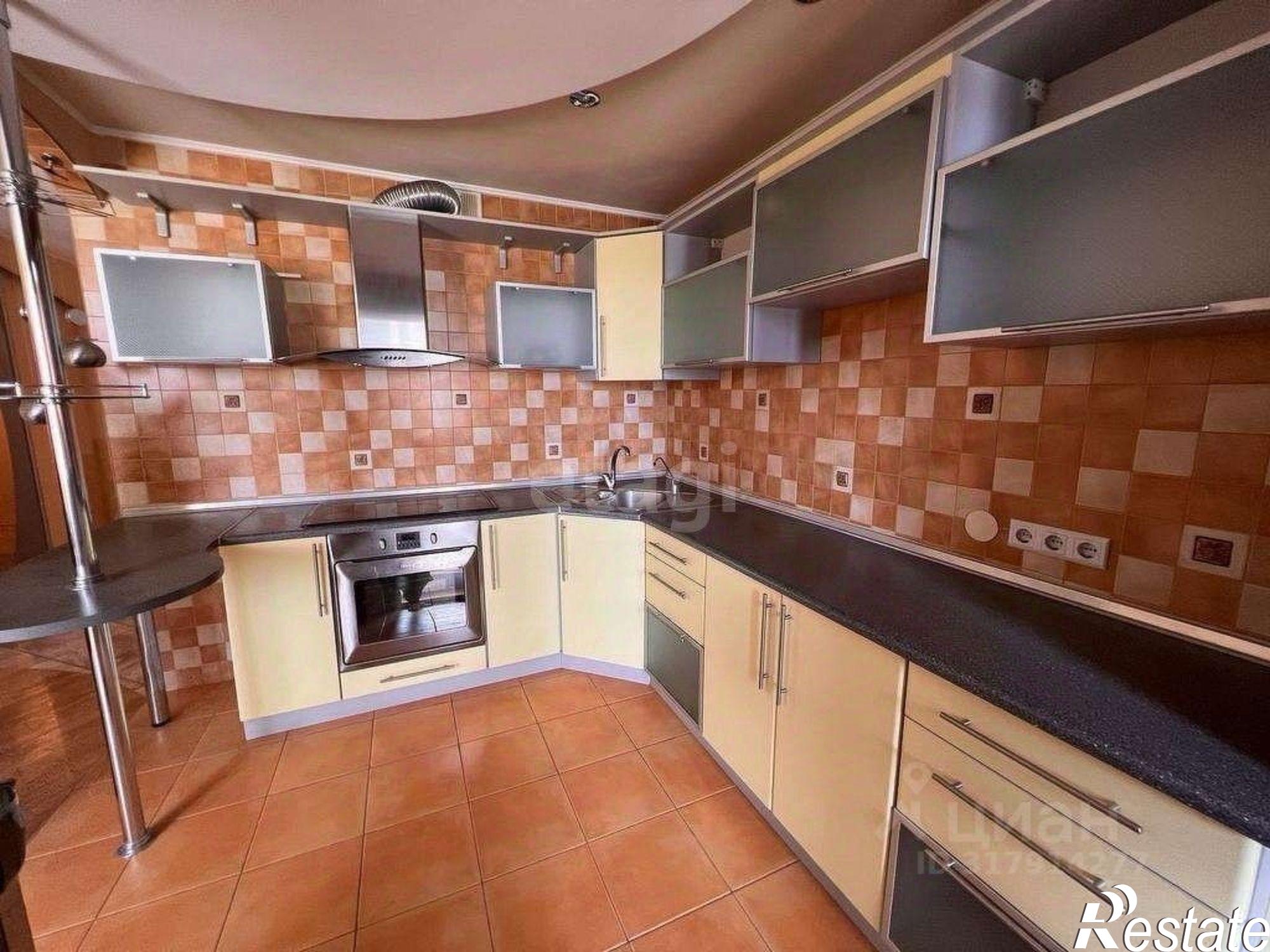 Купить квартиру за 17 500 000 рублей на ул Козлова, 37