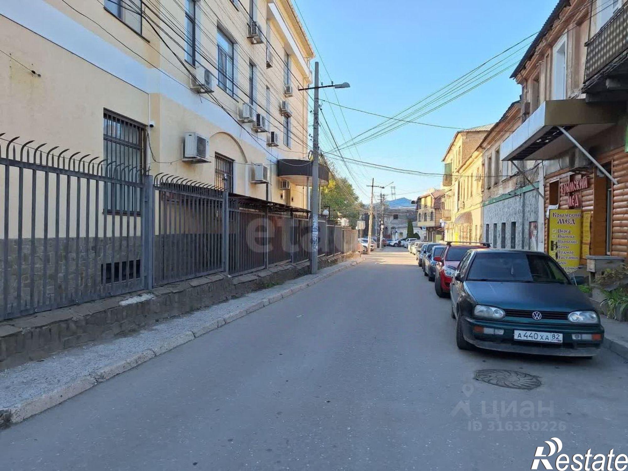 Купить торговое помещение за 16 563 600 рублей на ул Кавказская, 11