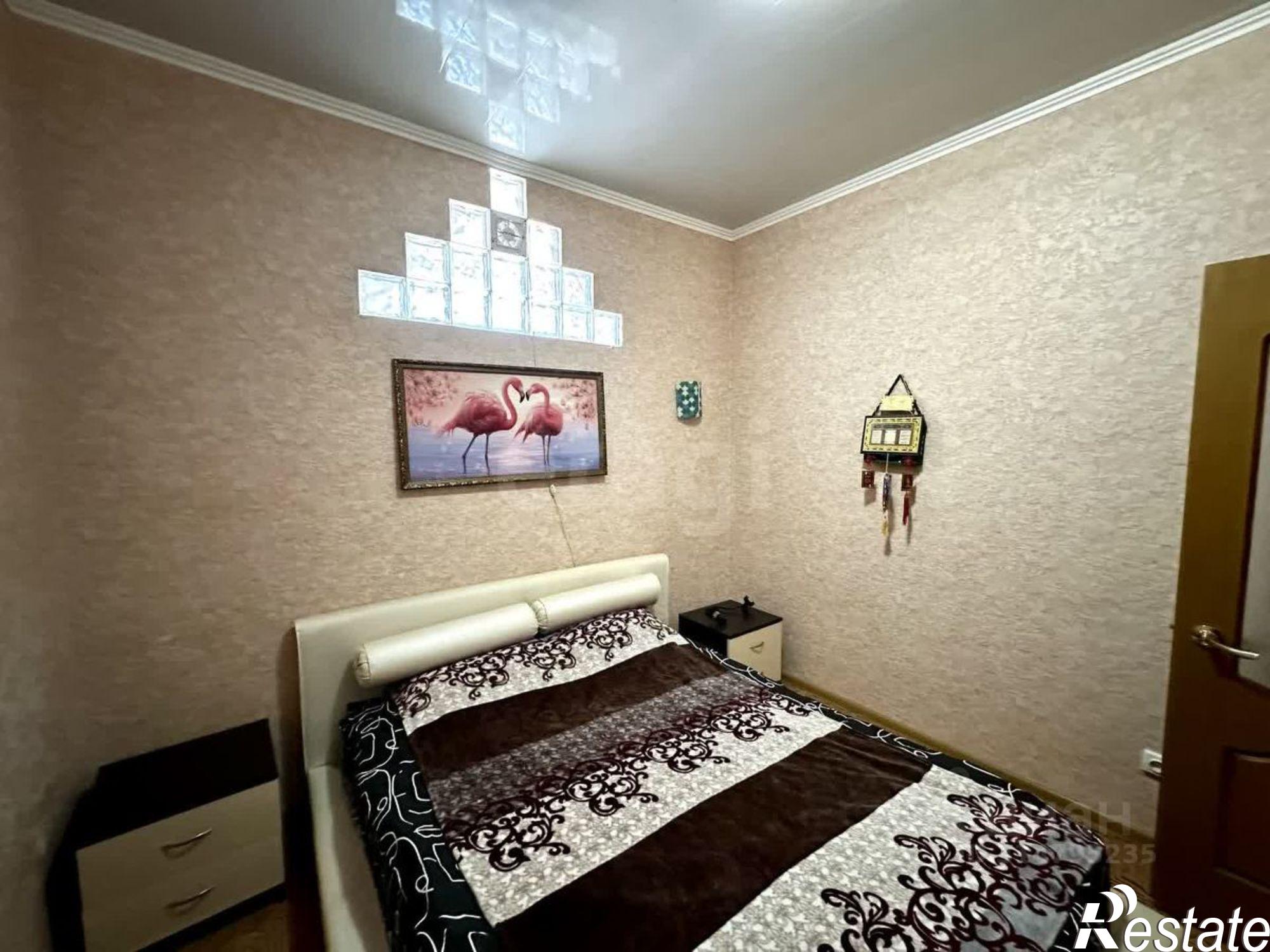 Купить квартиру за 10 000 000 рублей на Ростовская улица, 17