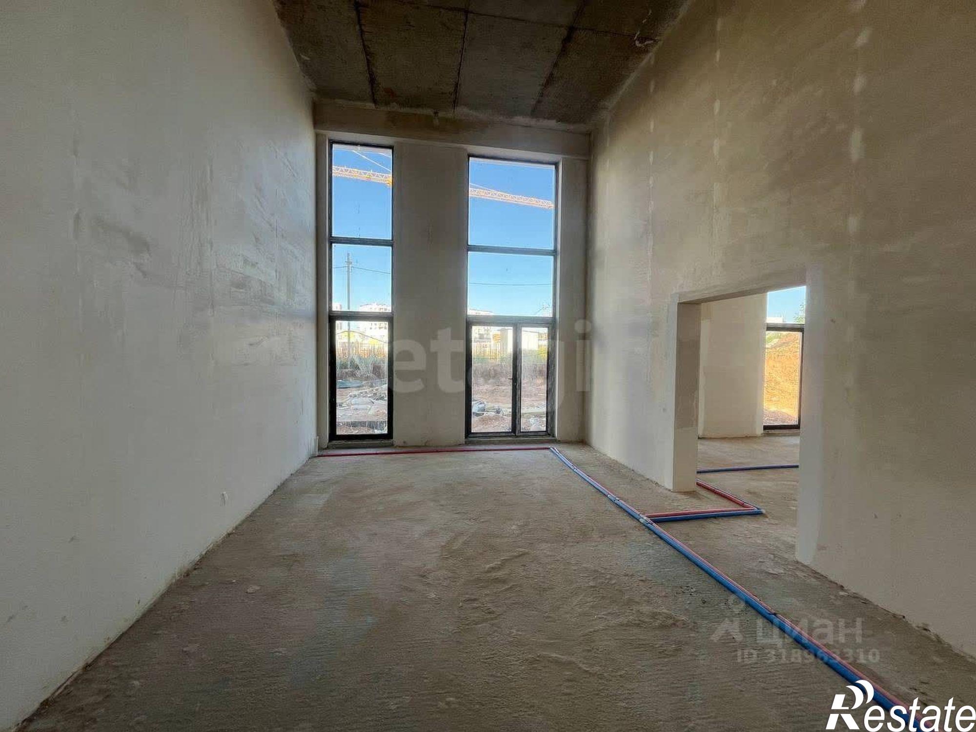 Купить торговое помещение за 12 841 800 рублей на проспект Александра Суворова, 97