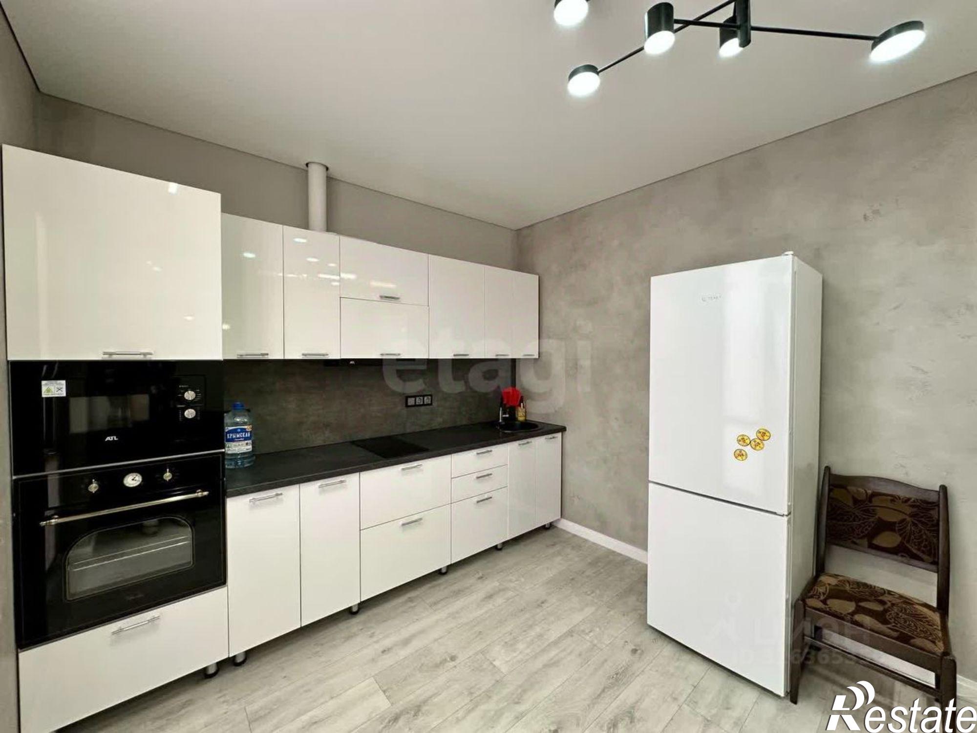 Купить квартиру за 12 300 000 рублей на пр-кт Александра Суворова, 97