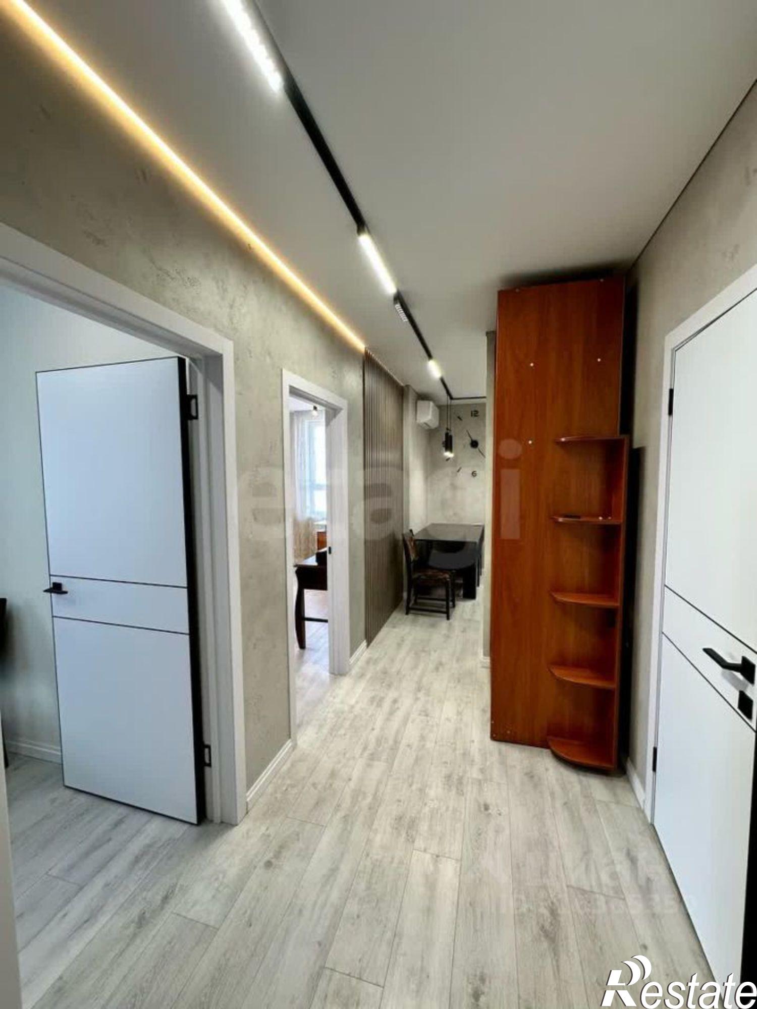 Купить квартиру за 12 300 000 рублей на пр-кт Александра Суворова, 97