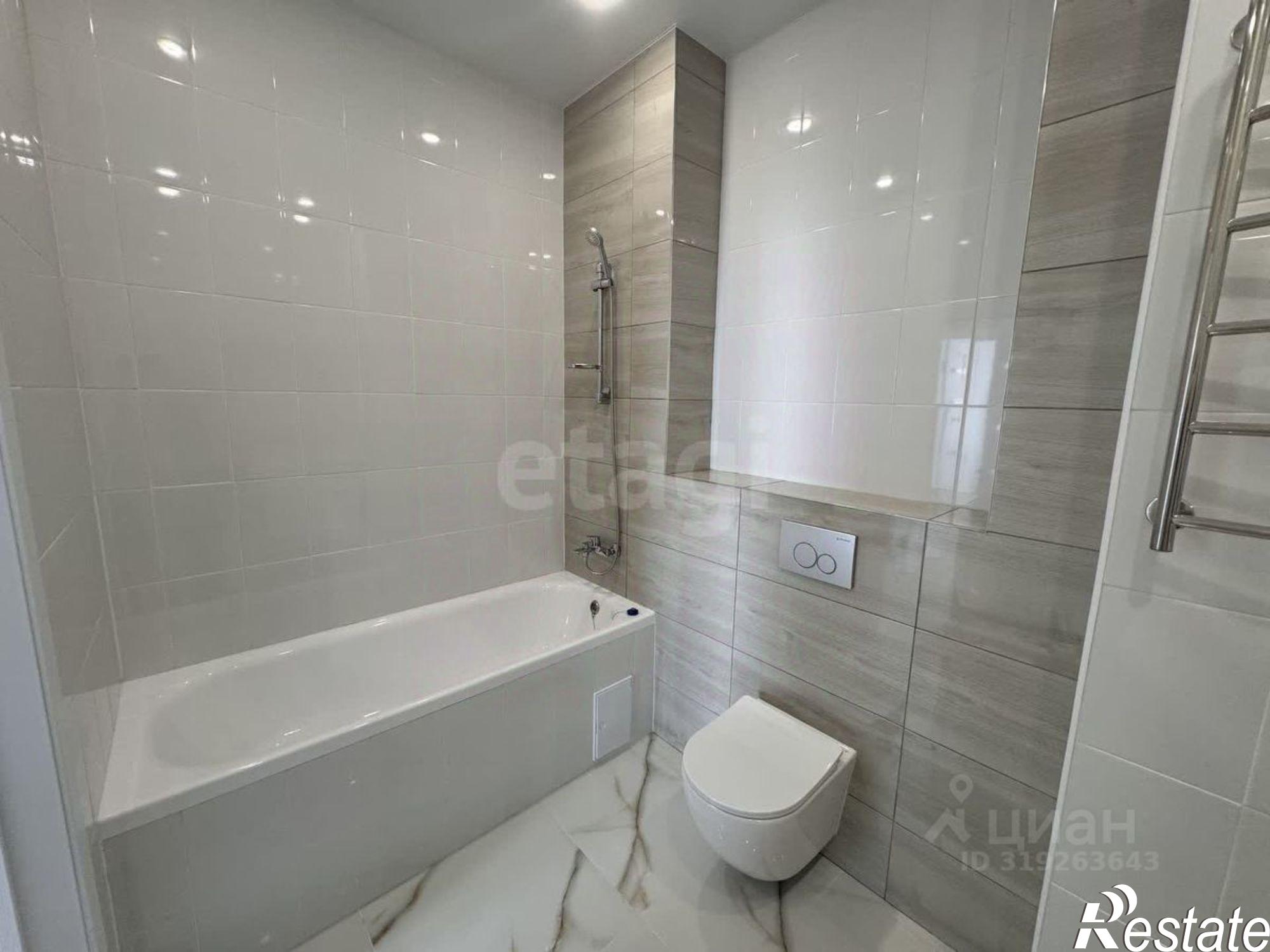 Купить квартиру за 9 100 000 рублей на проспект Александра Суворова, 101