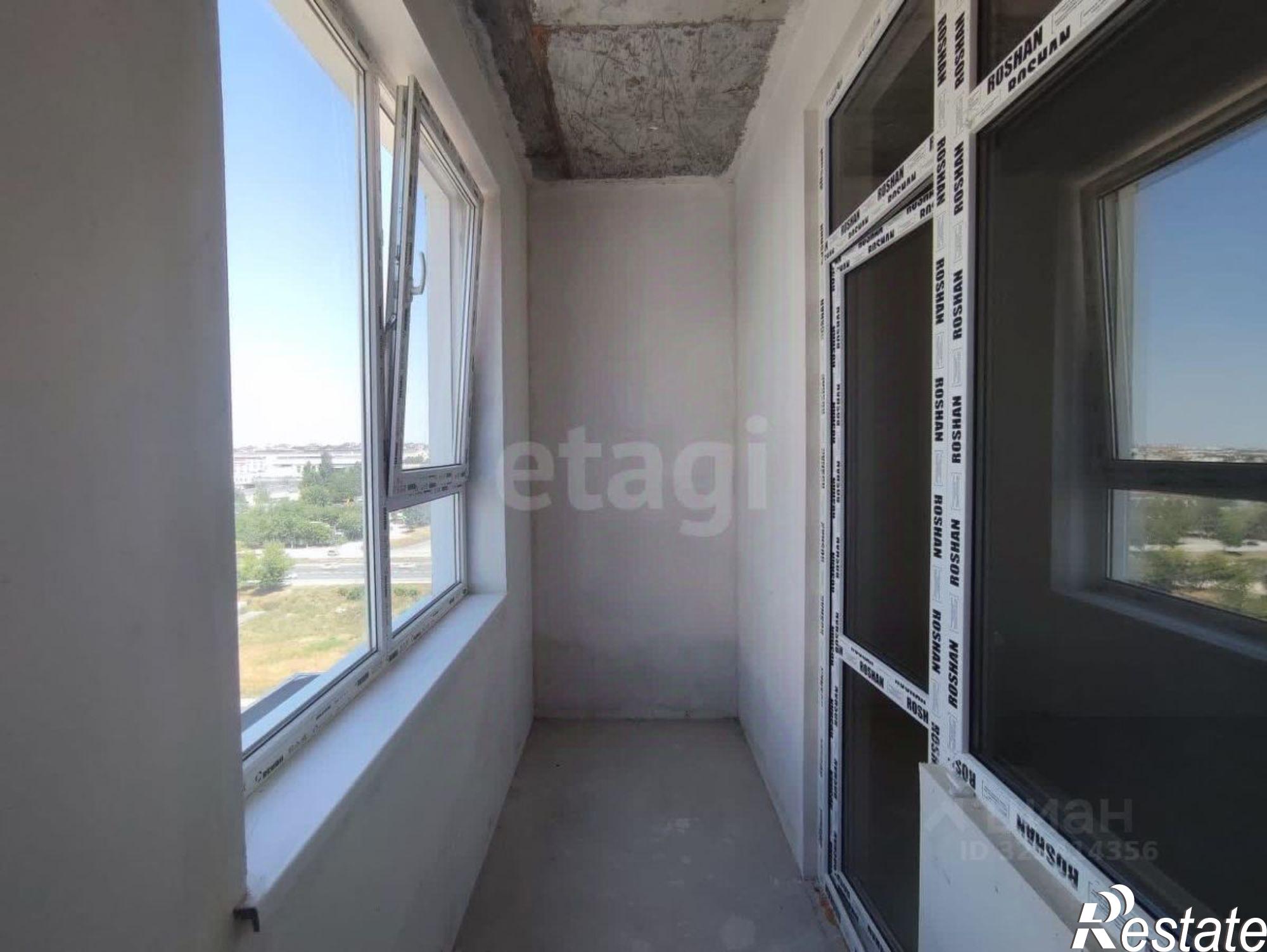 Купить квартиру за 10 200 000 рублей на проспект Александра Суворова, 101