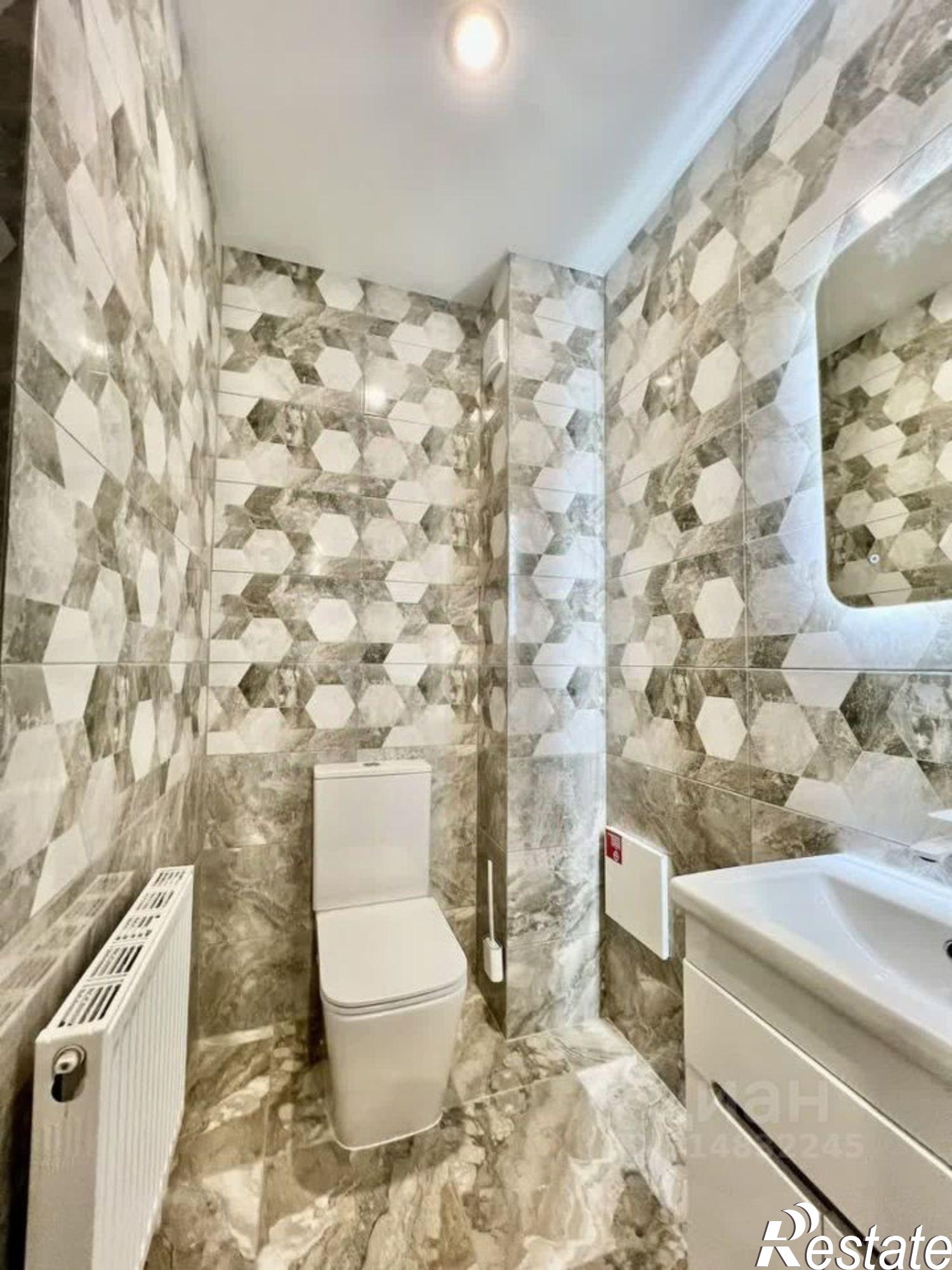 Купить квартиру за 12 500 000 рублей на пр-кт Александра Суворова, 97