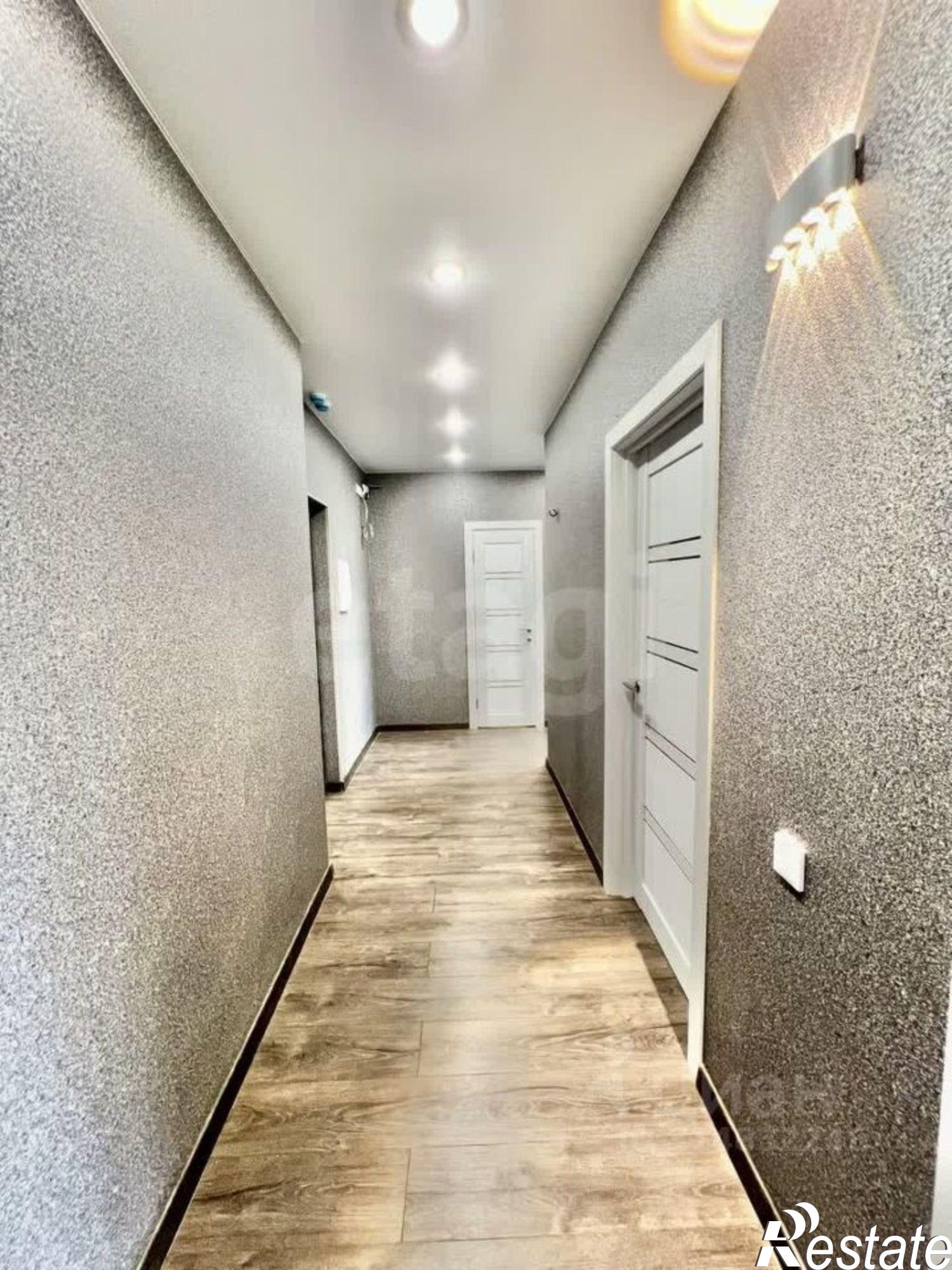 Купить квартиру за 12 500 000 рублей на пр-кт Александра Суворова, 97