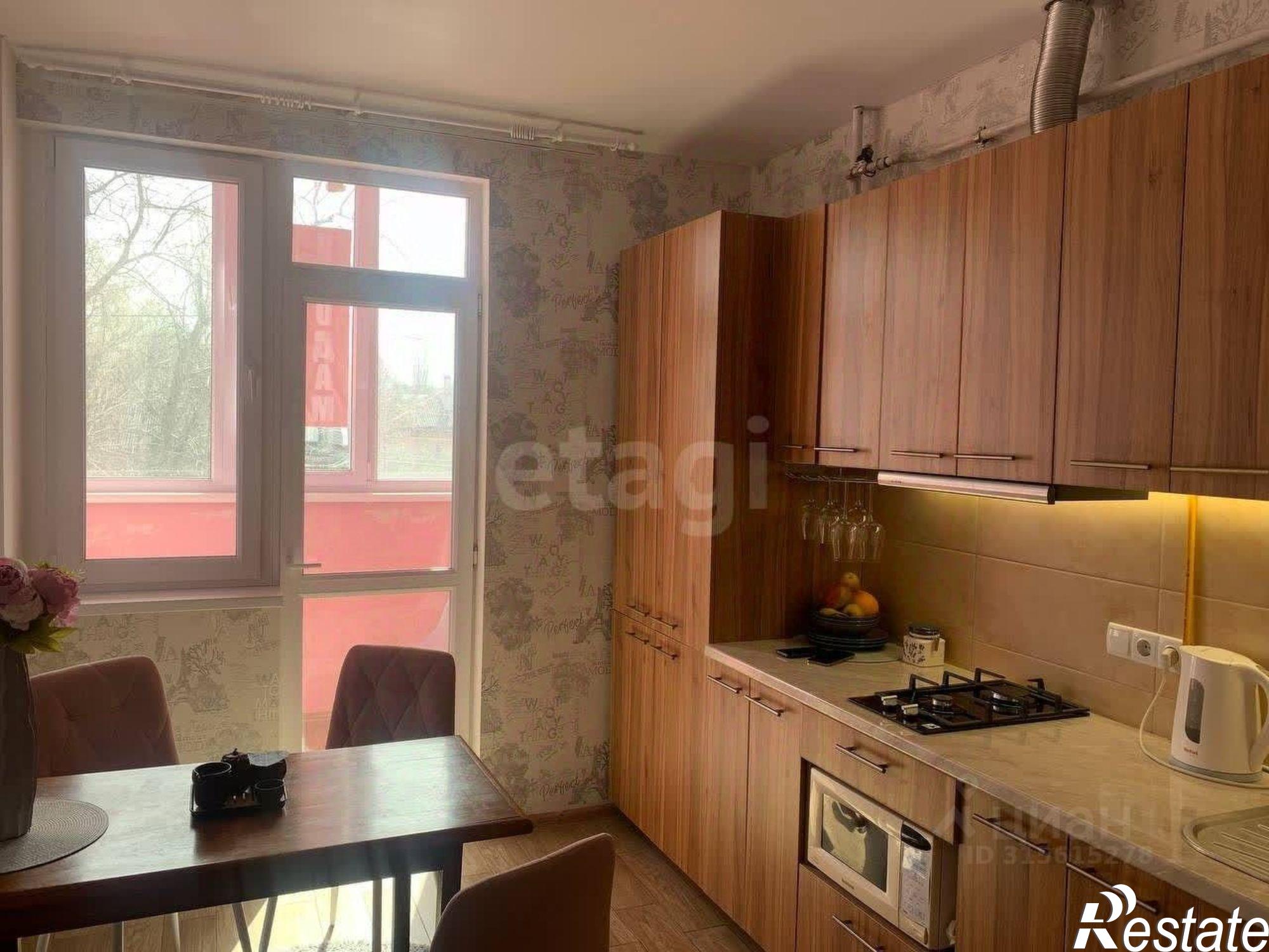 Купить квартиру за 9 800 000 рублей на Набережная улица, 46