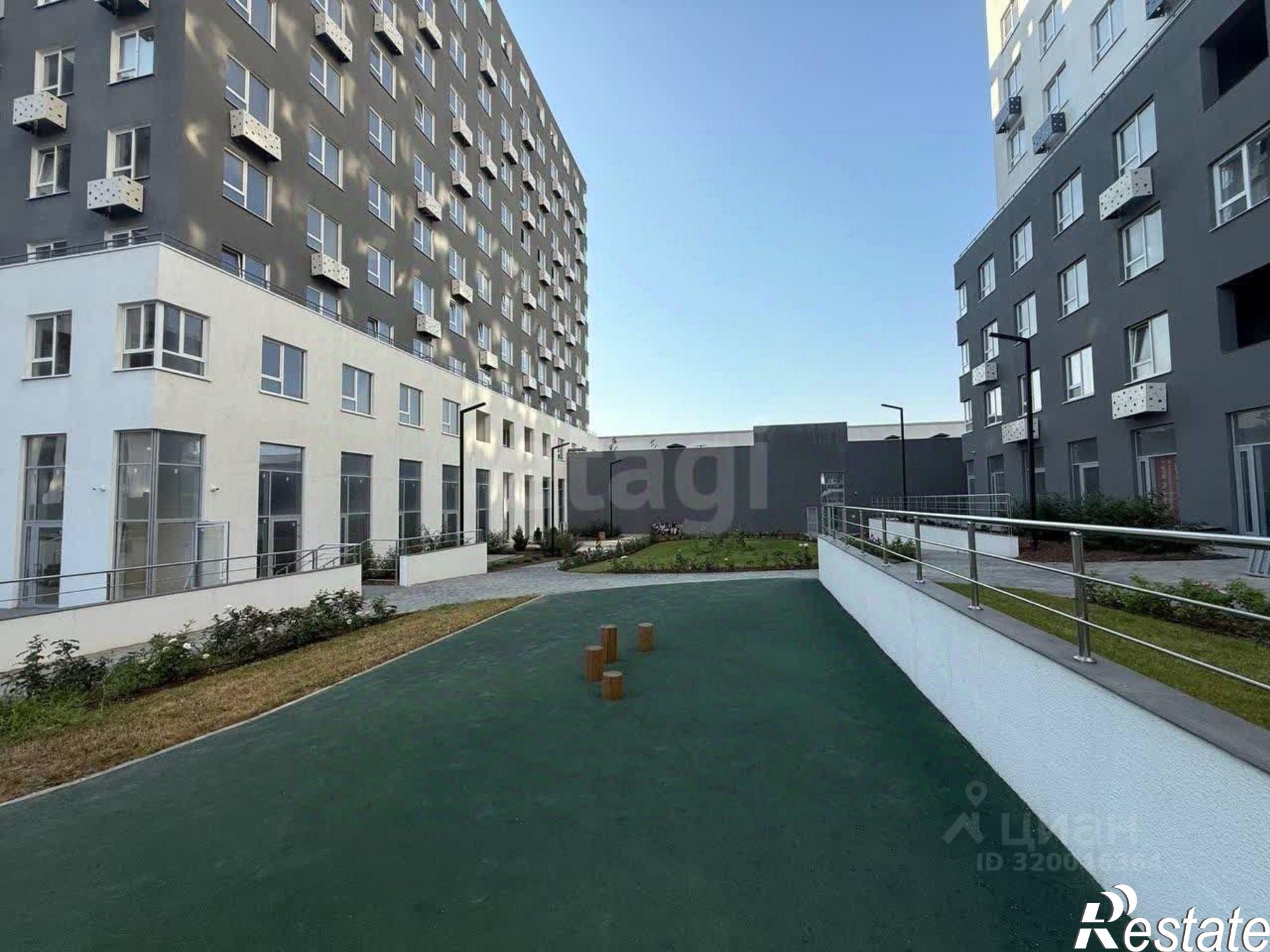 Купить квартиру за 8 600 000 рублей на пр-кт Александра Суворова, 97