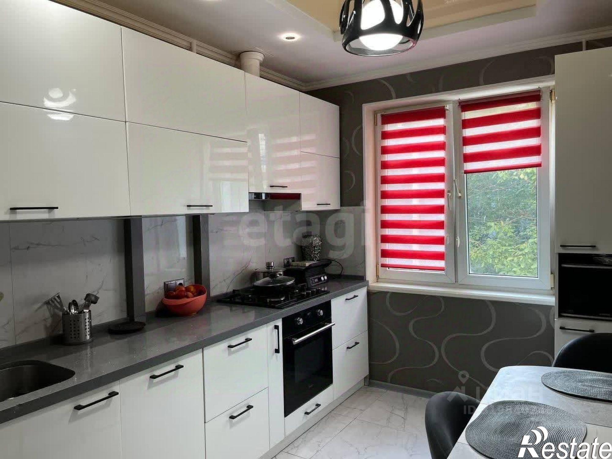 Купить квартиру за 9 950 000 рублей на ул Подгорная, 32