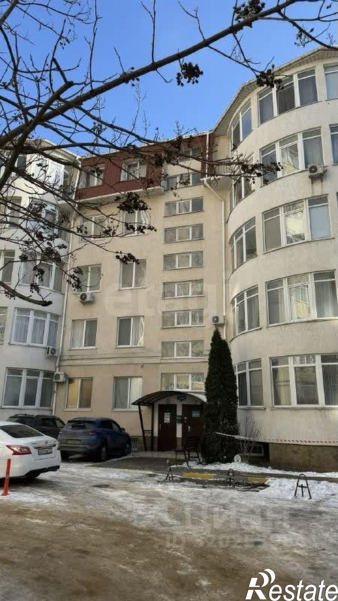 Купить квартиру за 12 000 000 рублей на Ростовская улица, 17