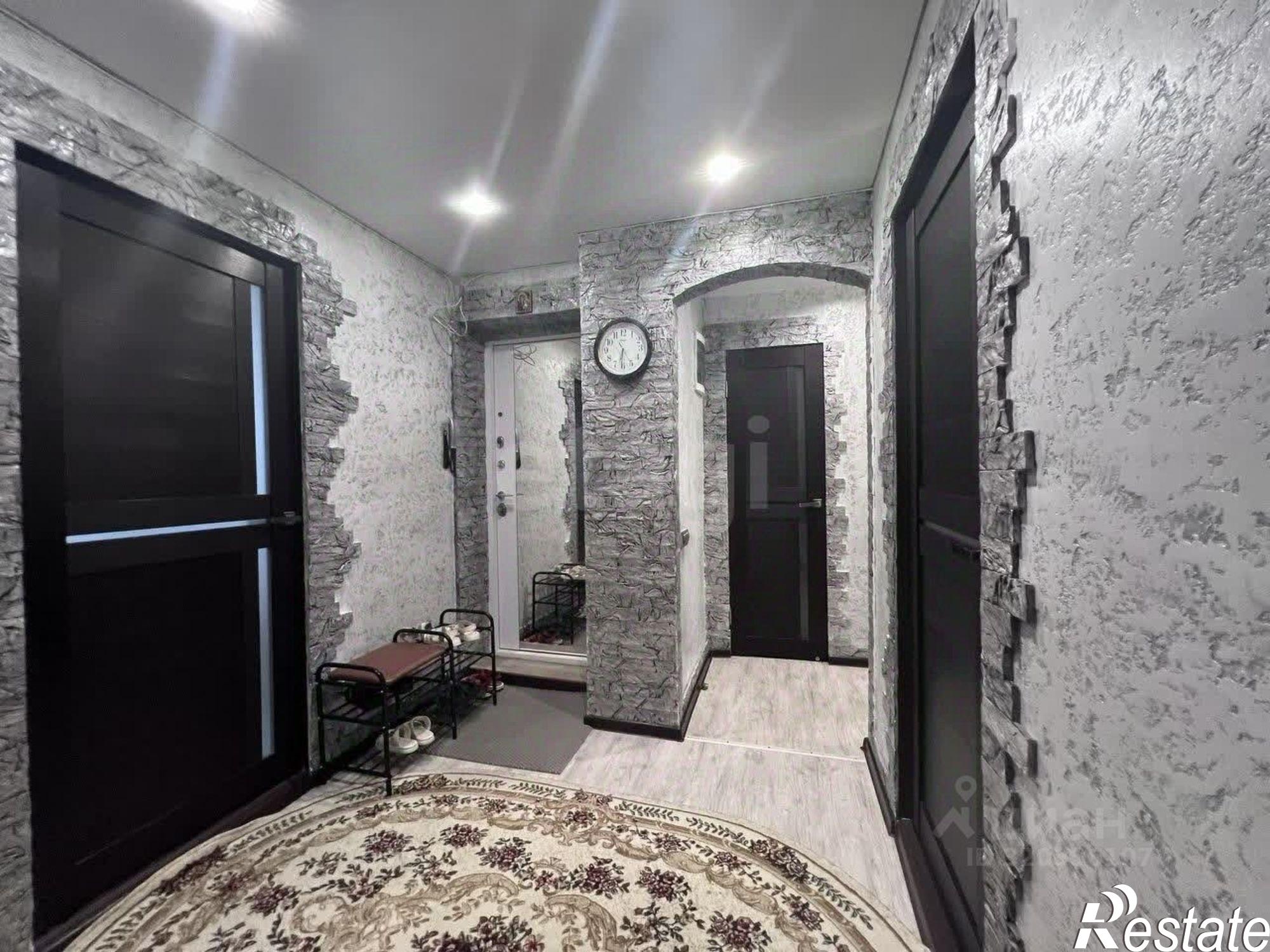 Купить квартиру за 10 000 000 рублей на ул им. Матэ Залки, 13