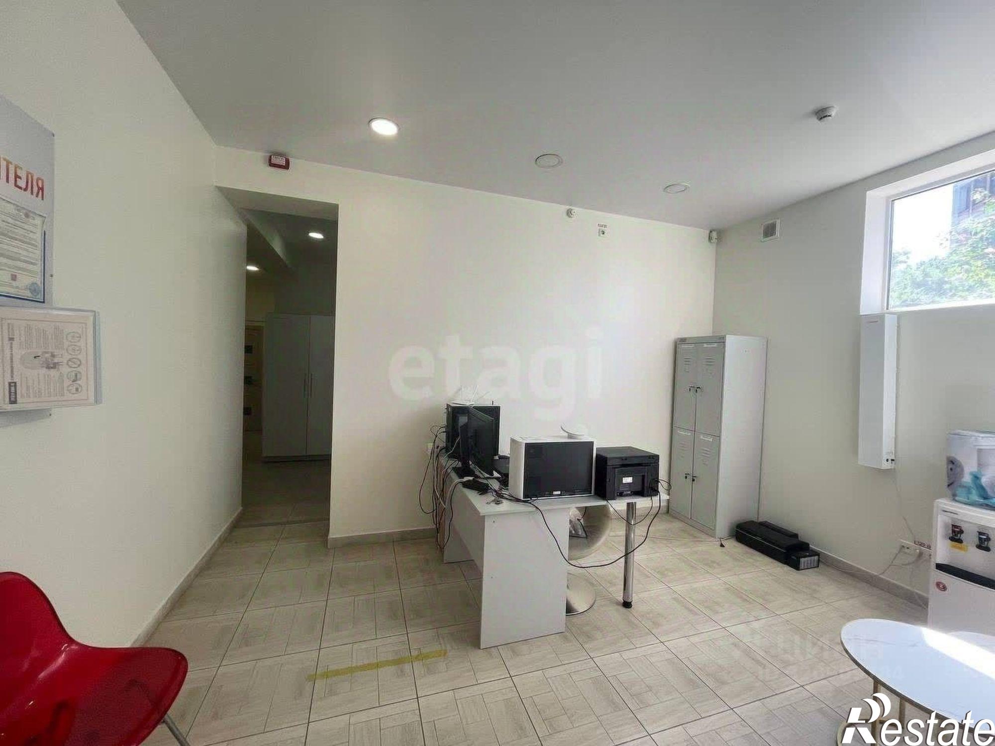 Купить помещение свободного назначения за 15 390 100 рублей на ул И.Гаспринского, 9