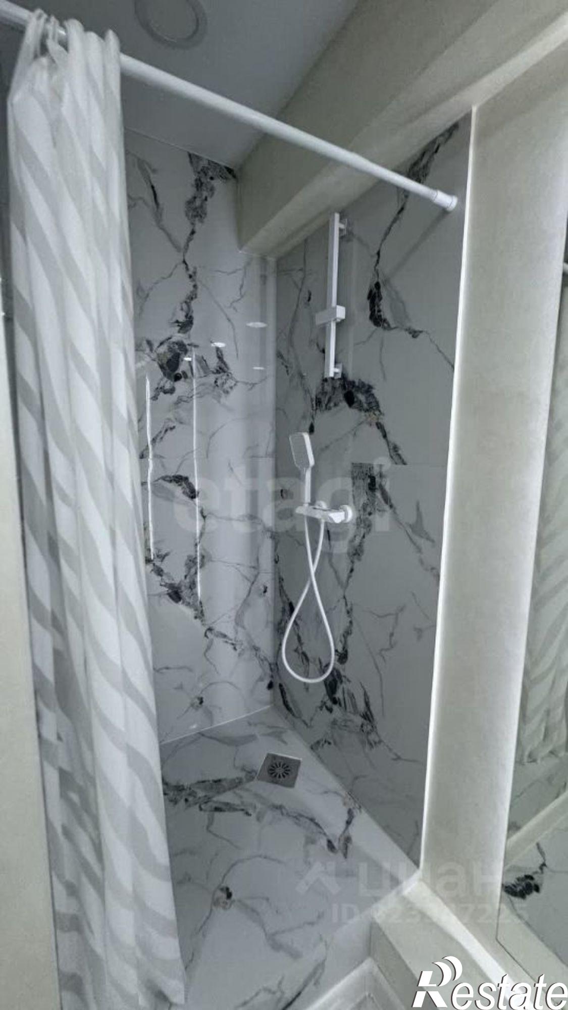 Купить офис, помещение под офис за 10 767 800 рублей на Луговая улица, 12