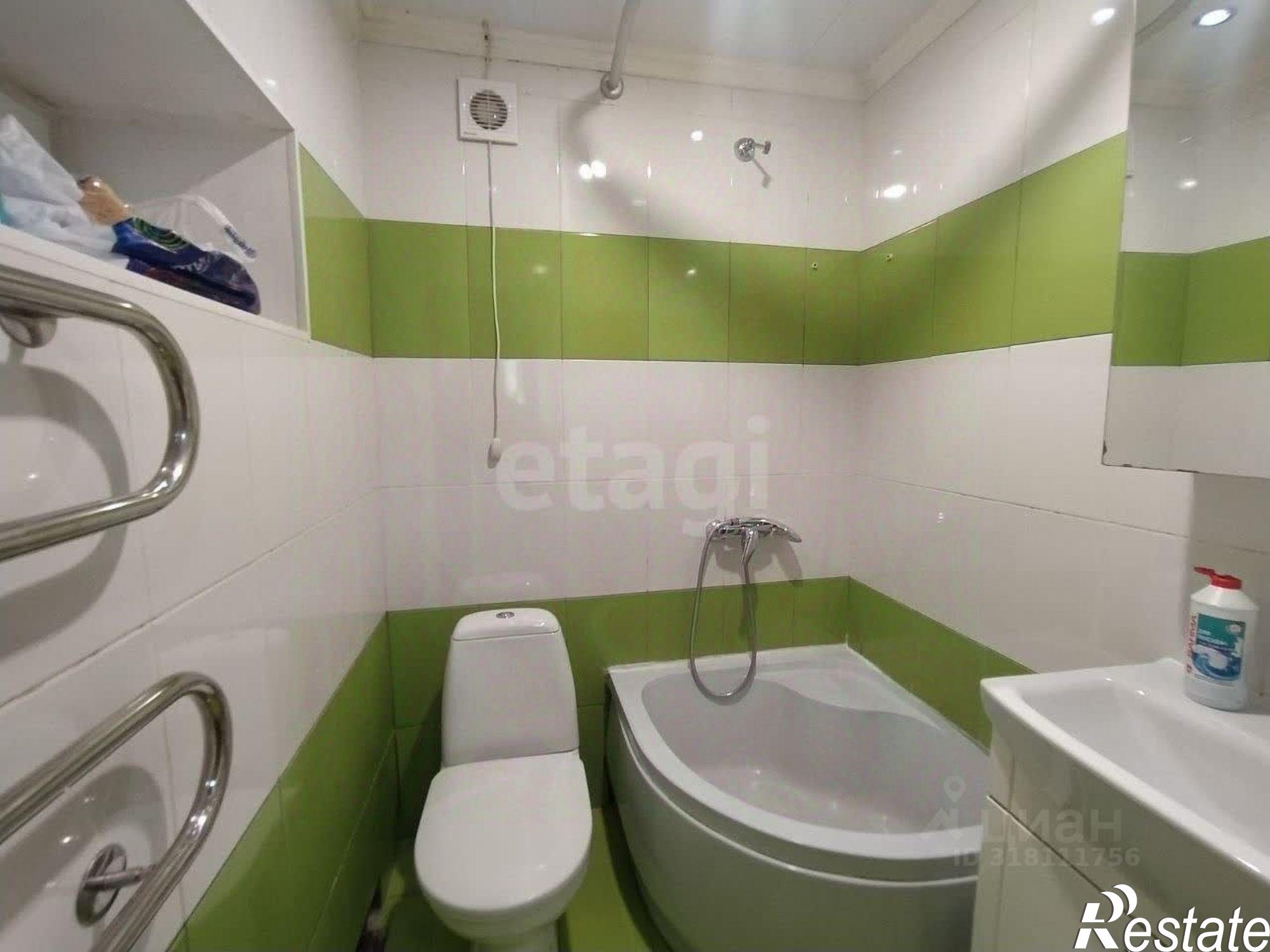 Купить квартиру за 4 000 000 рублей на б-р И.Франко, 23А