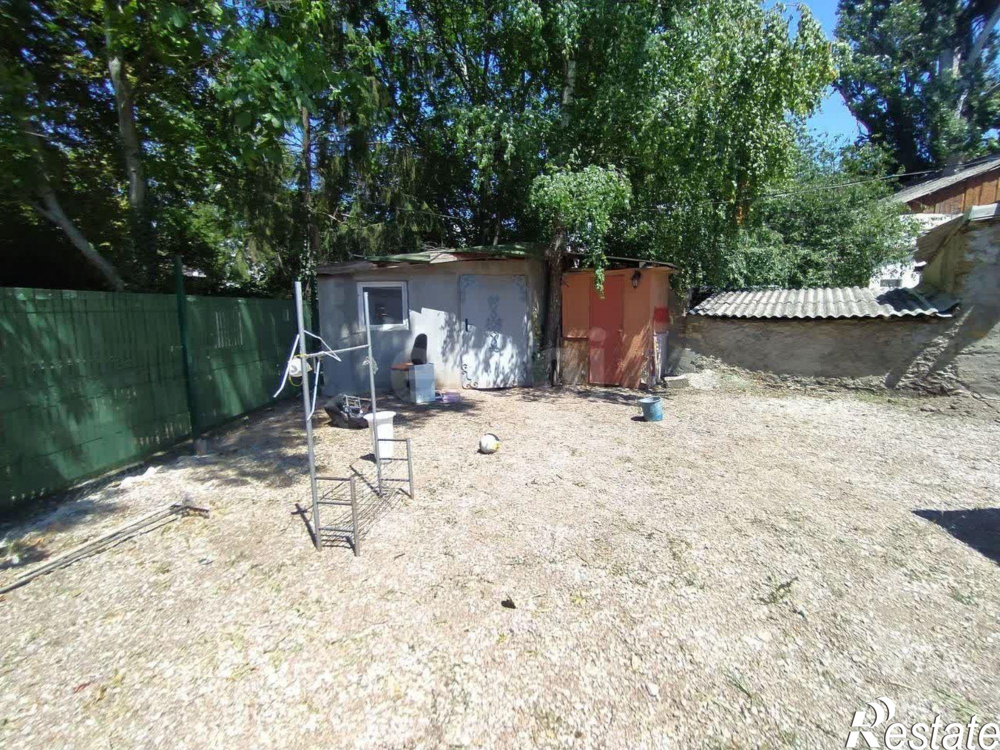 Купить квартиру за 4 000 000 рублей на б-р И.Франко, 23А