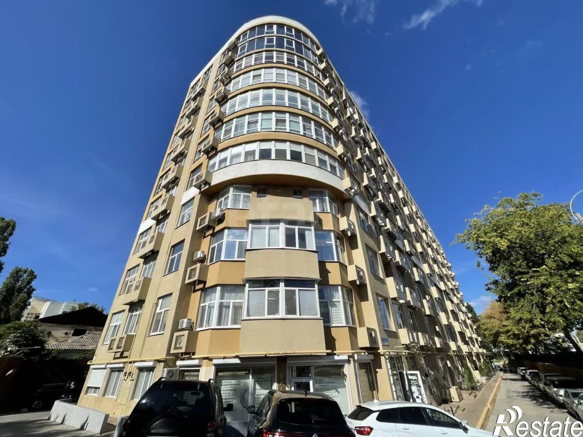 Купить помещение свободного назначения за 10 931 700 рублей на Набережная улица, 46