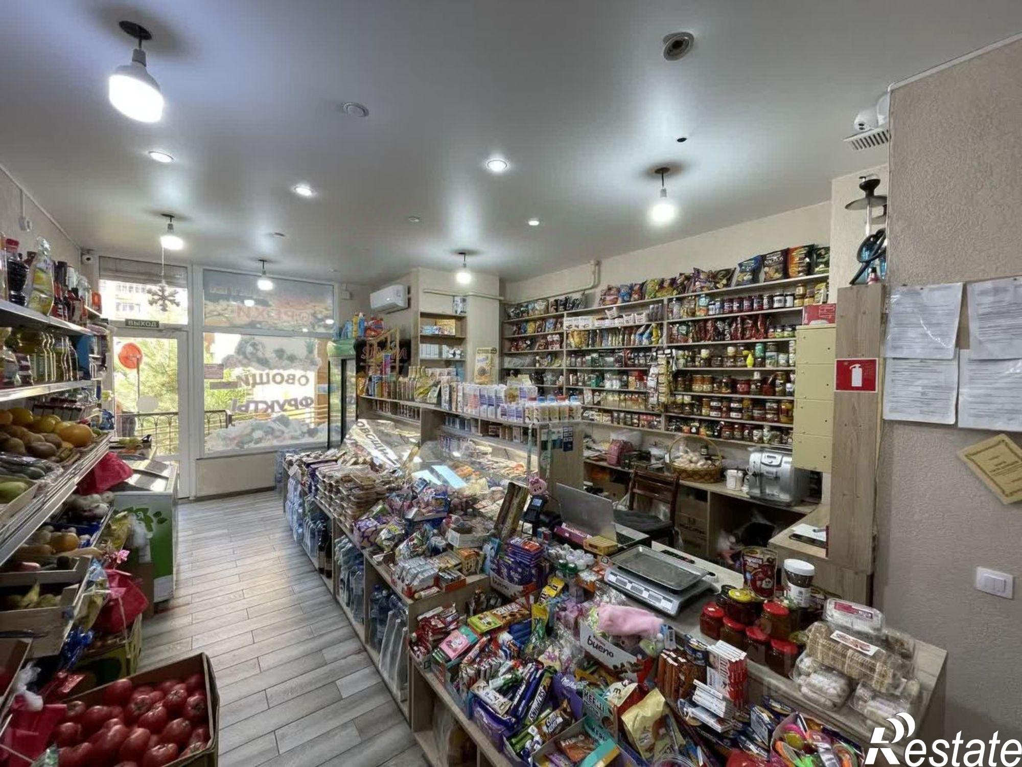 Купить помещение свободного назначения за 10 931 700 рублей на Набережная улица, 46