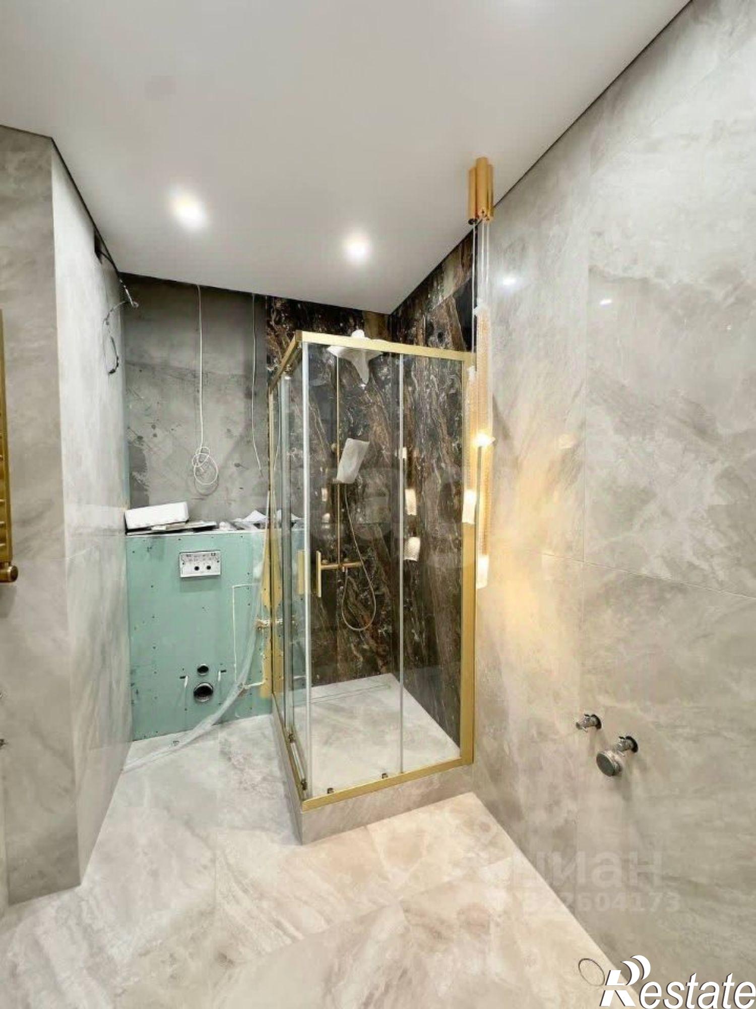 Купить квартиру за 28 200 000 рублей на Набережная улица, 46