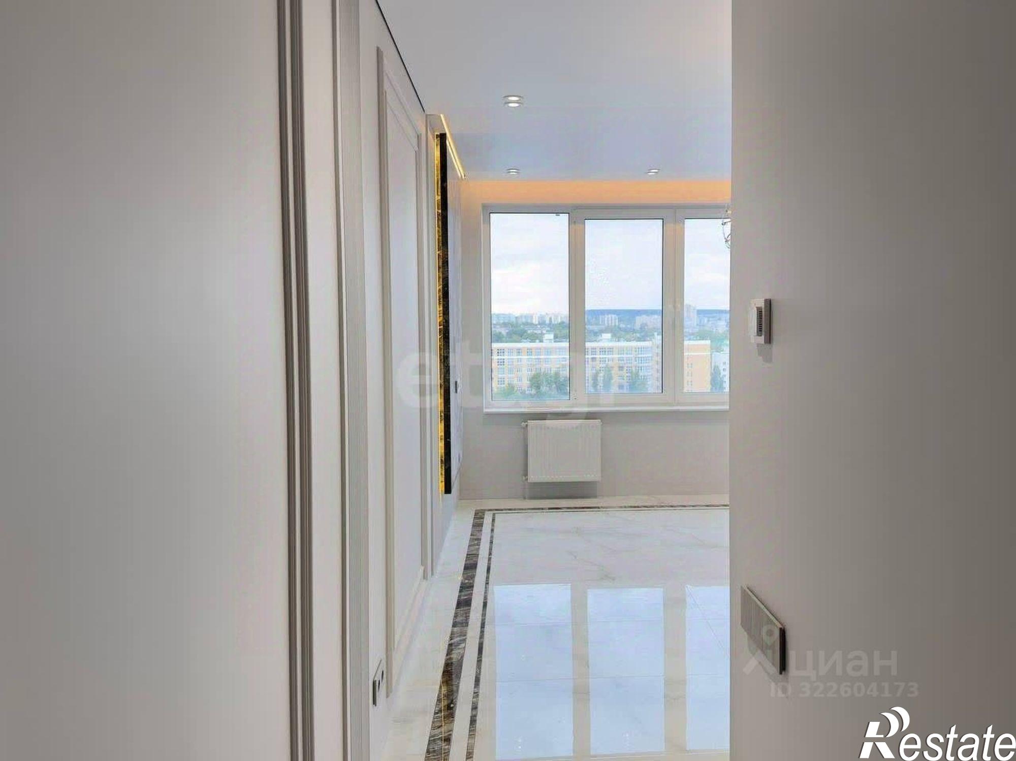 Купить квартиру за 28 200 000 рублей на Набережная улица, 46