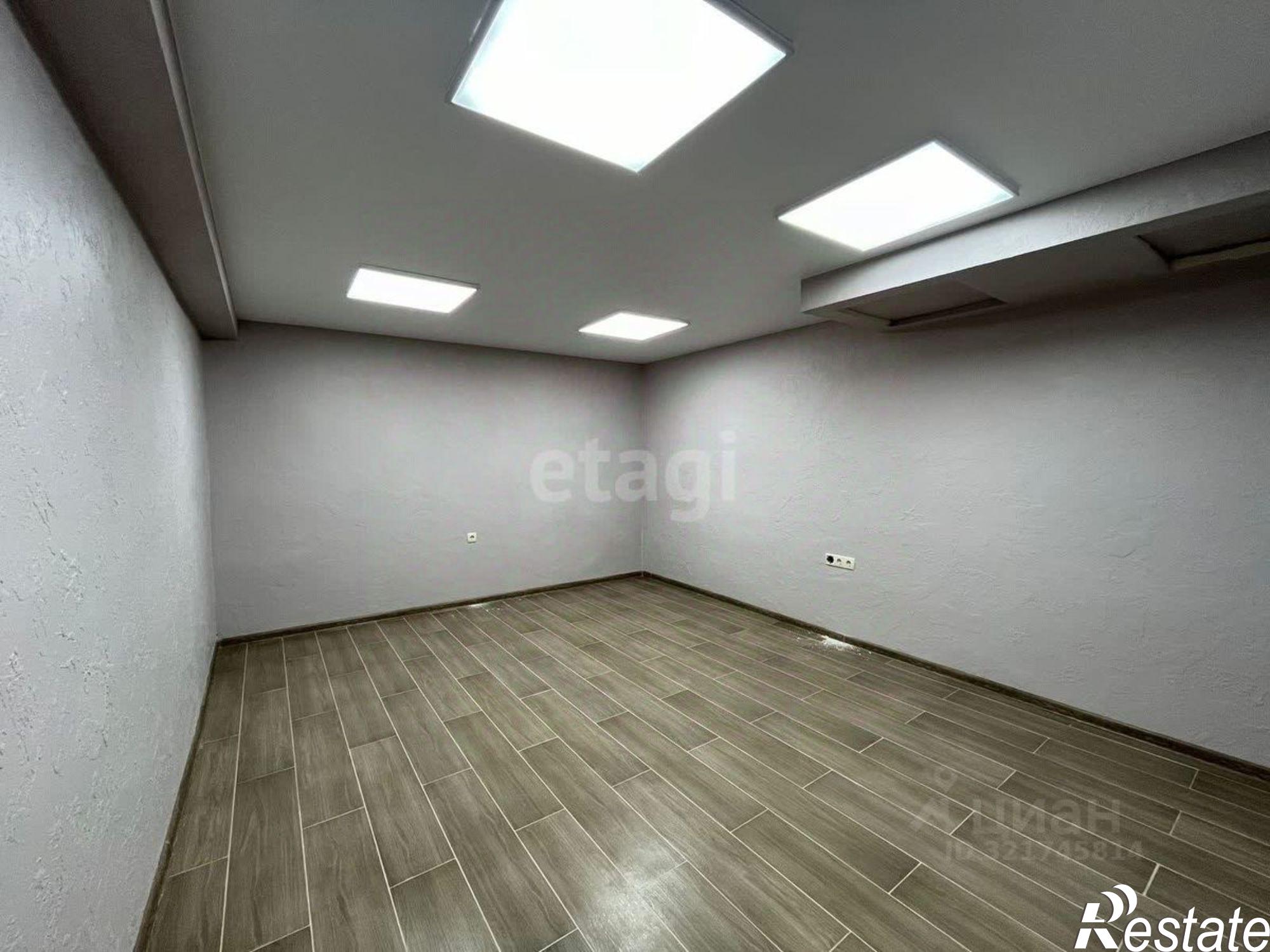 Купить помещение свободного назначения за 7 924 200 рублей на ул Кавказская, 11