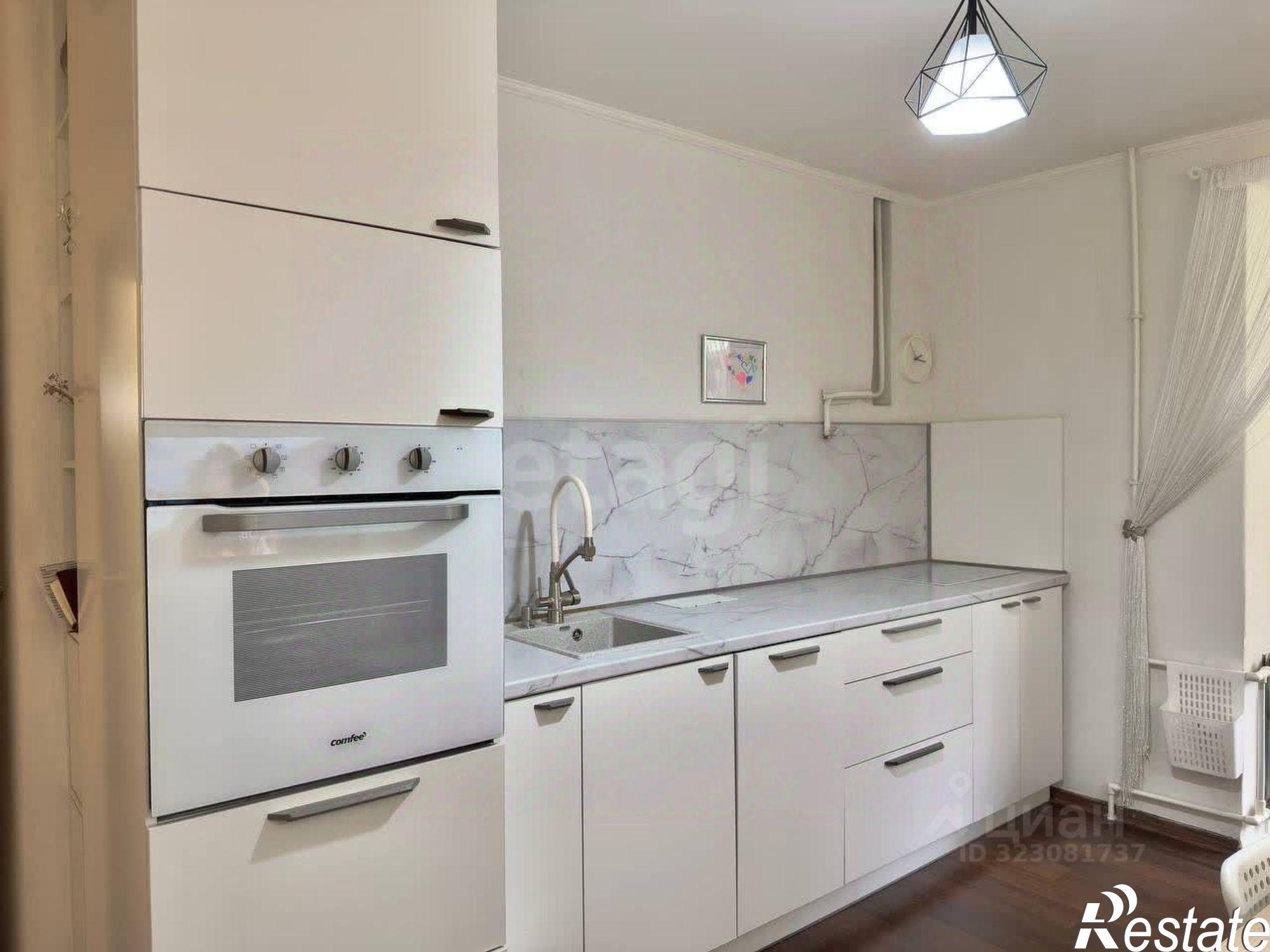 Купить квартиру за 10 500 000 рублей на ул Светлая, 22