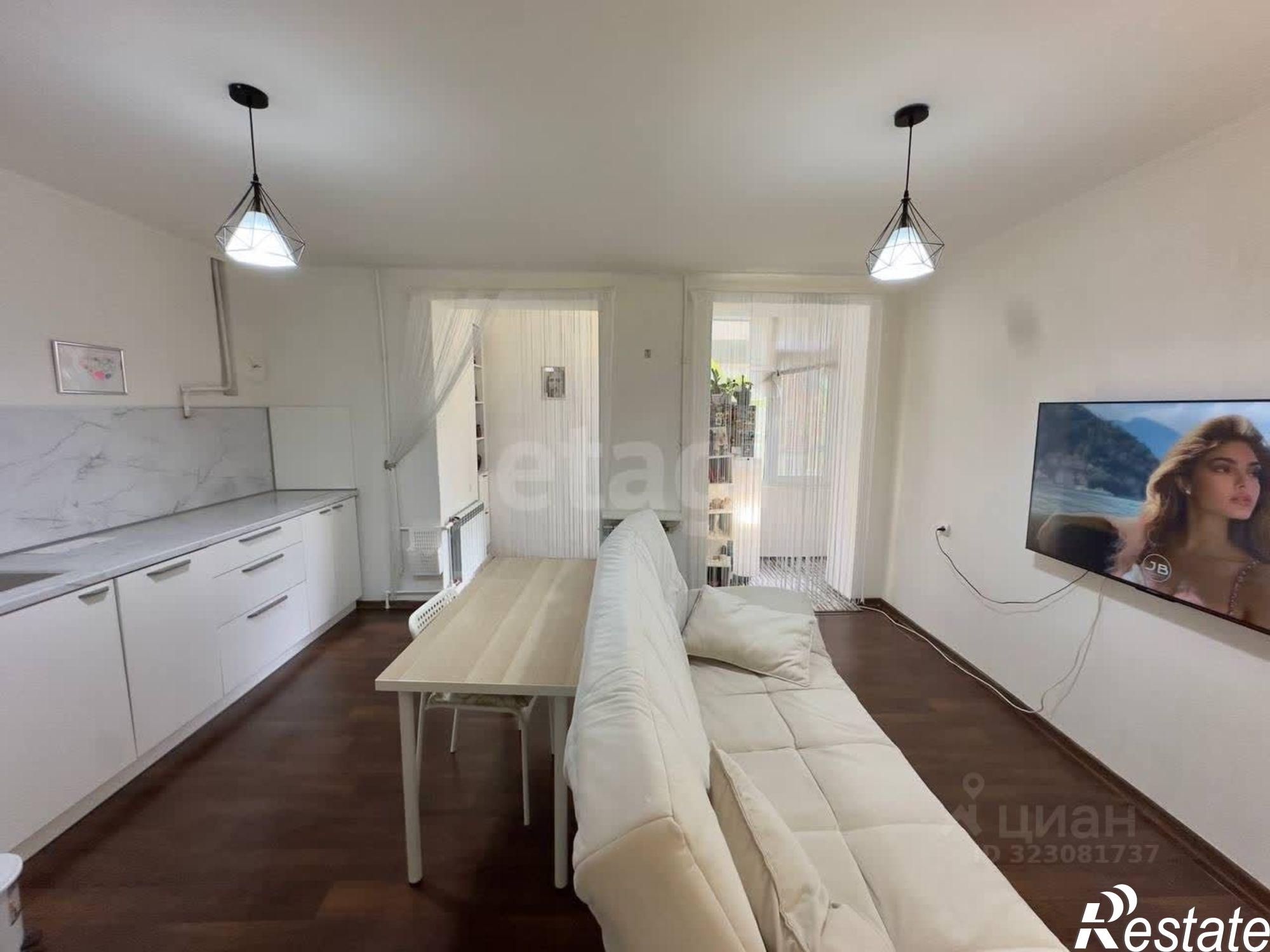 Купить квартиру за 10 500 000 рублей на ул Светлая, 22